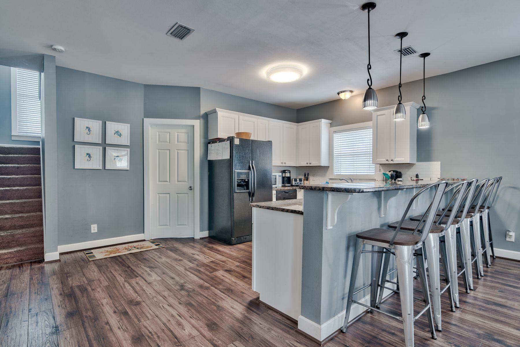 S/D OF SE4 - Residential