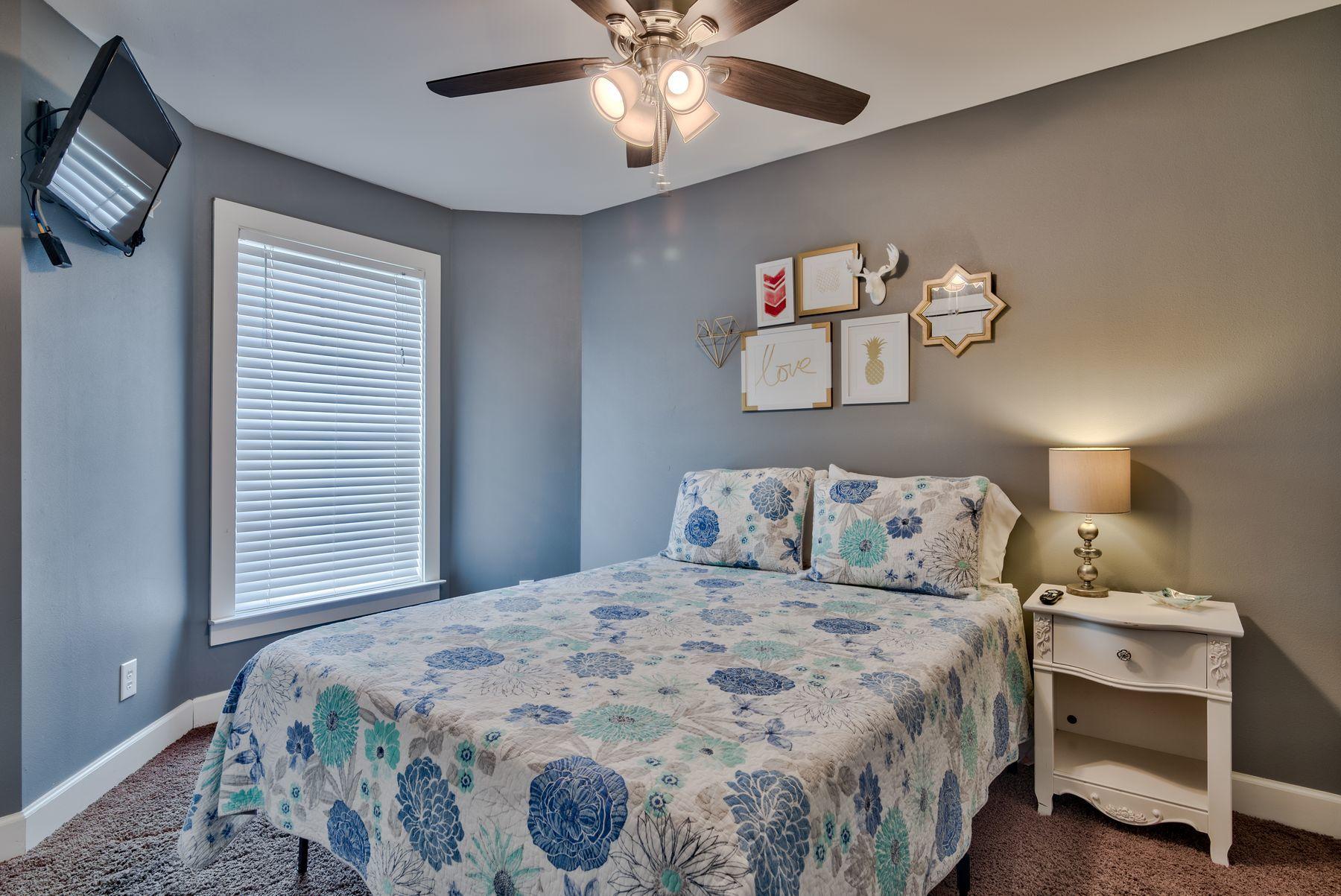 S/D OF SE4 - Residential