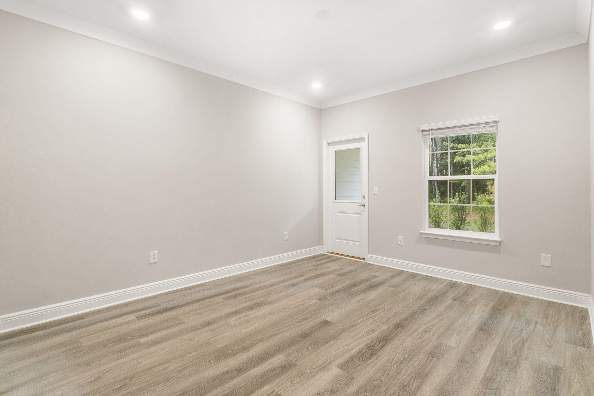 KARA LAKE TOWNHOMES - Residential Lease