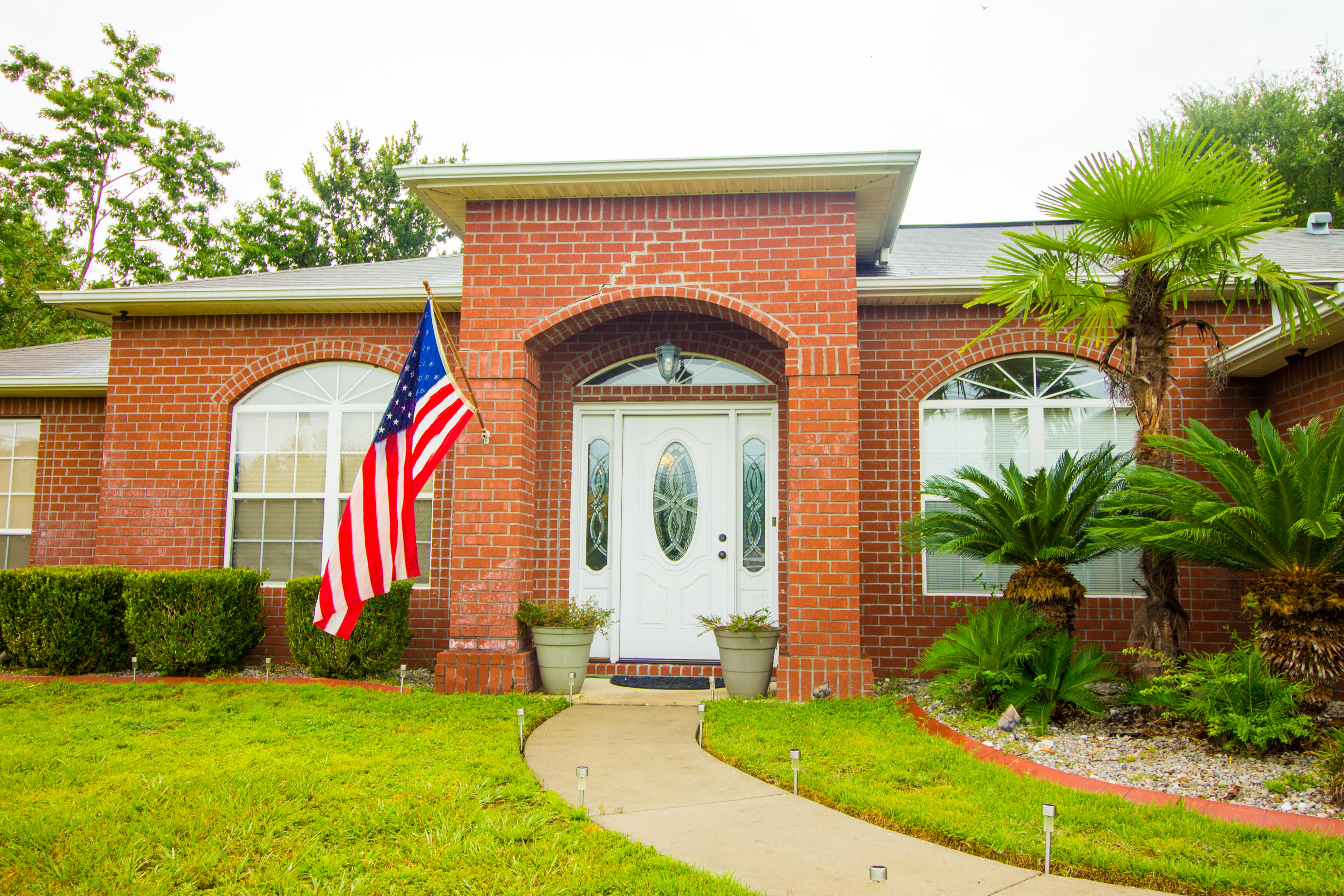 *More Photos To Come* Beautifully maintained 3 bed 2 bath, plus a bonus room, bonus room can be used as a 4th bedroom, seller will also install a closet upon acceptance of offer and at buyers request. Located in South Crestview close to Military bases. This home is move in ready, offering laminate, tile and carpet flooring. Great kitchen with eat in area, stainless steel appliances Large dining room great for hosting dinner/holiday parties. Master bed has recessed dimming lights for a cozy evening. The master bath has a separate shower, walk in closet, tub and private wc. New A/C only 4 months old. This split floorplan is a must see, don't wait, schedule your showing today!