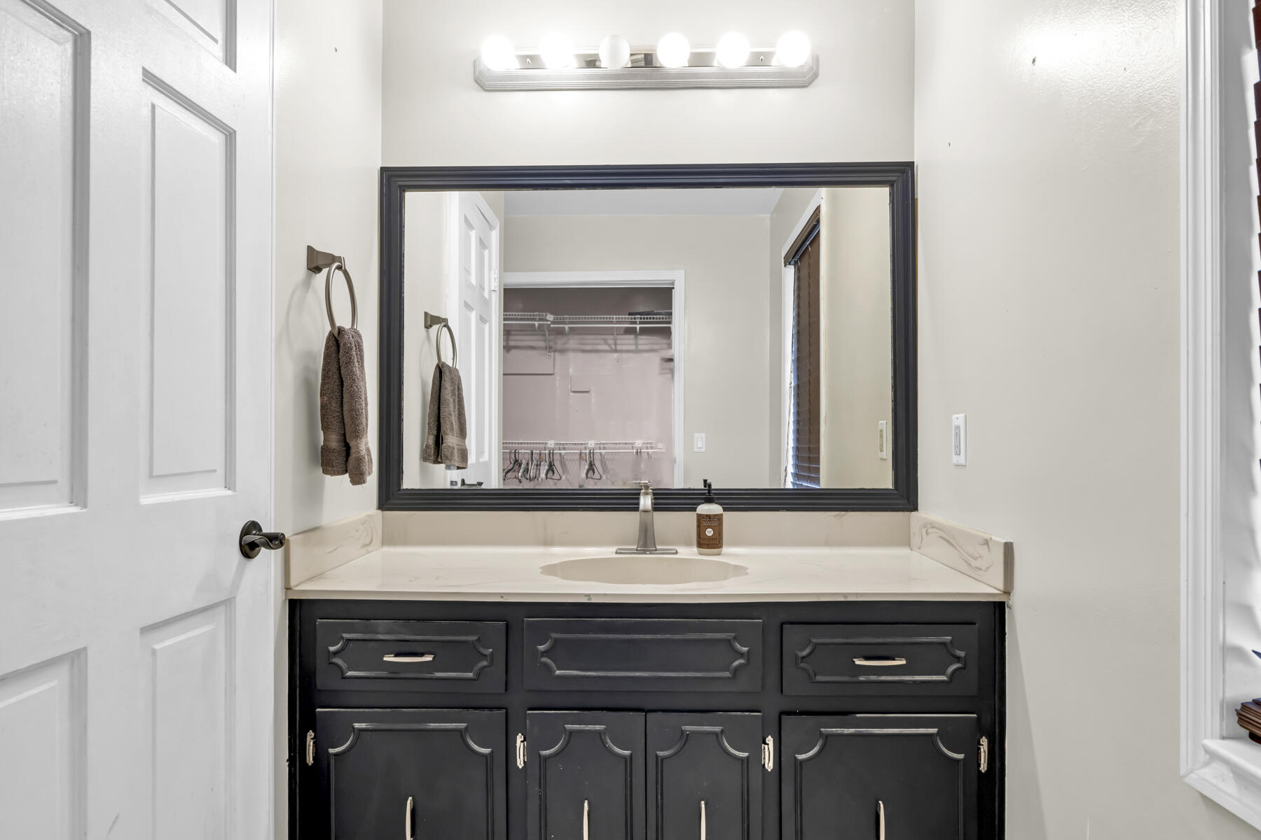 OVERBROOK - Residential