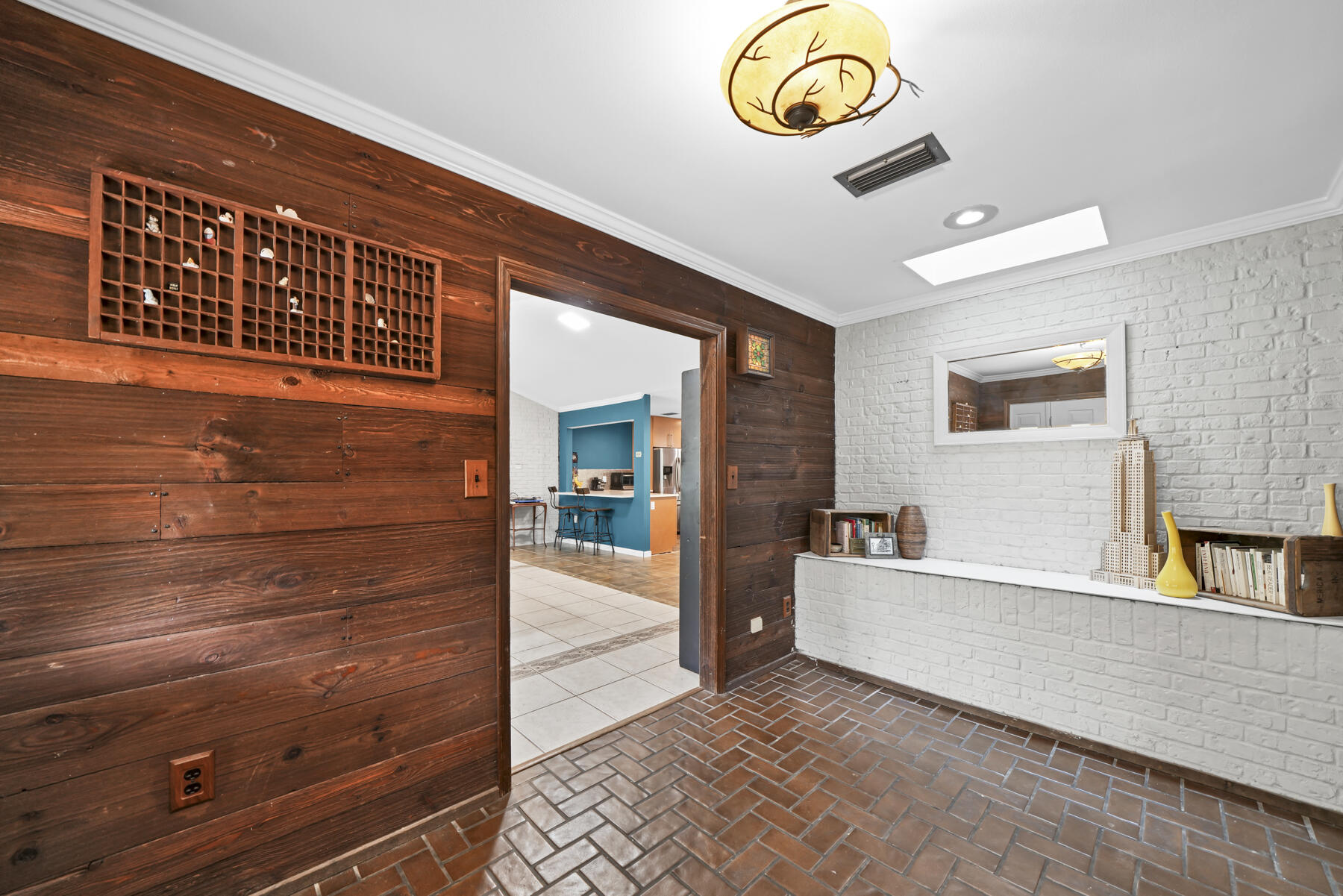 OVERBROOK - Residential