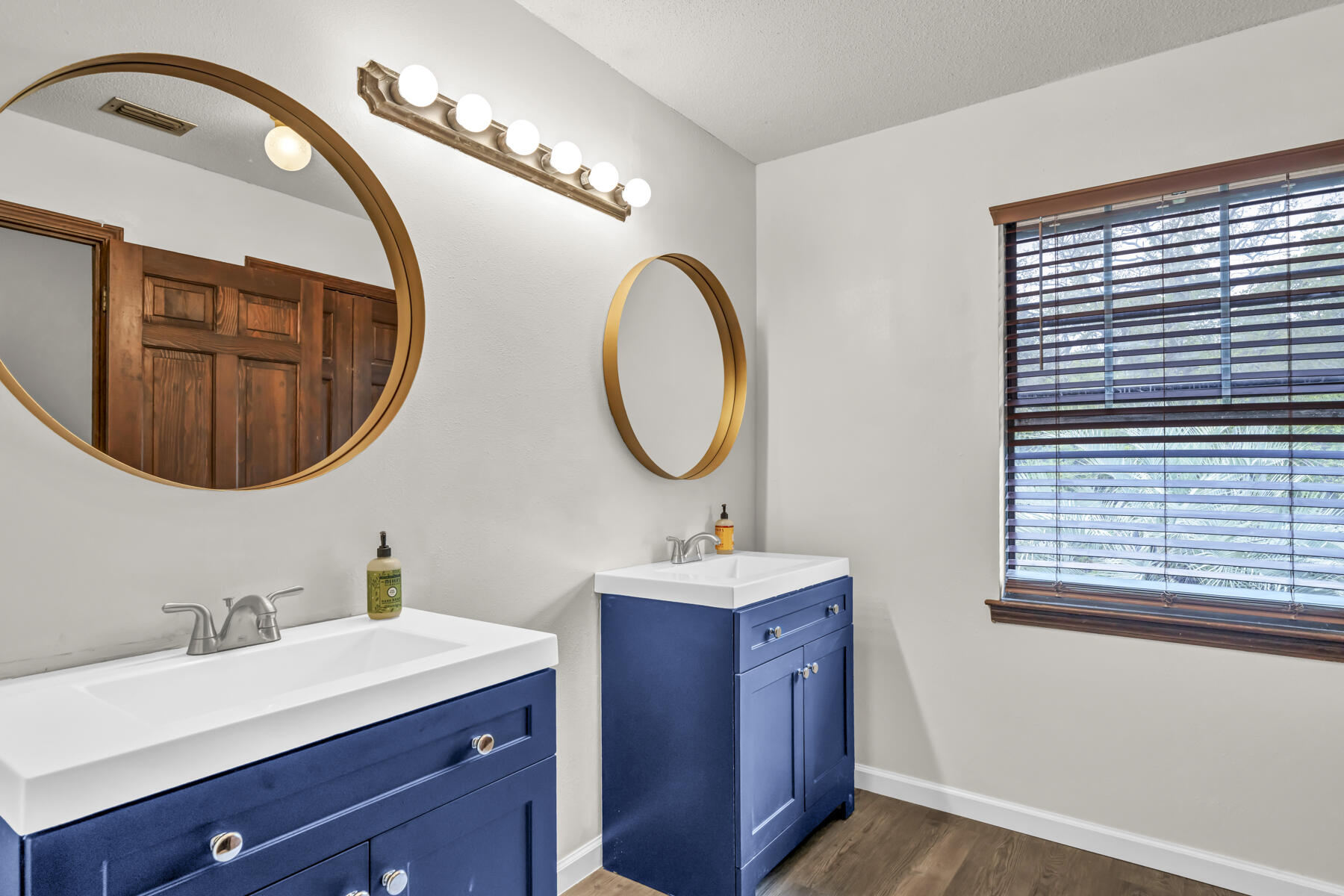 OVERBROOK - Residential
