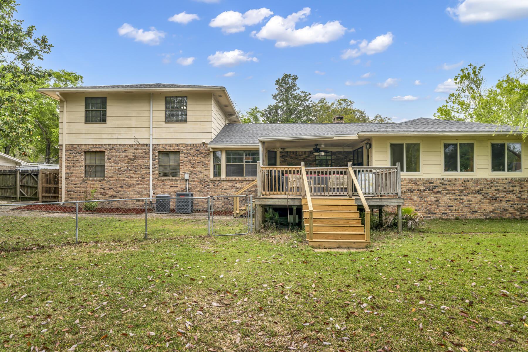 OVERBROOK - Residential