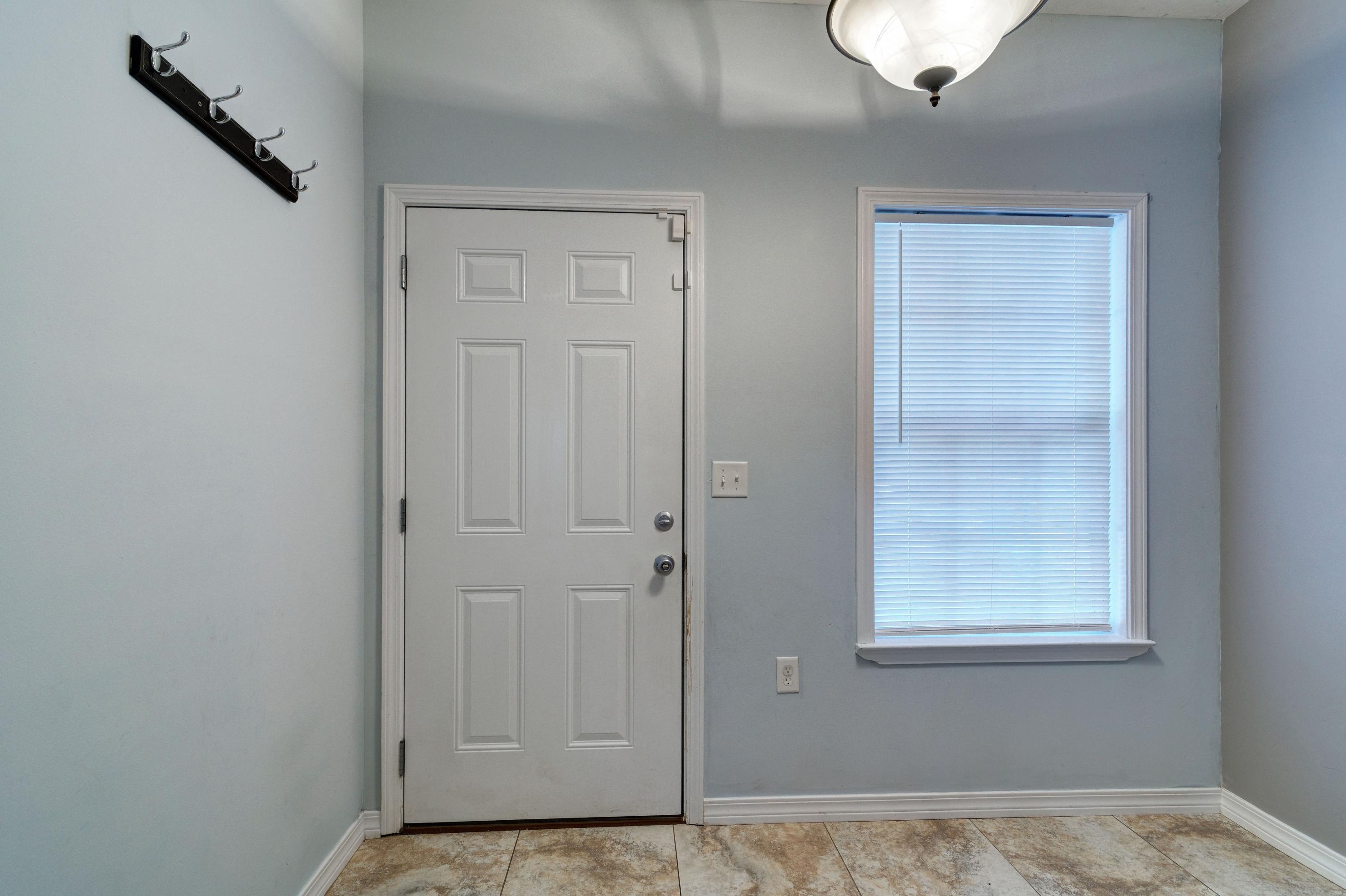 SEASHORE VILLAGE T/H - Residential