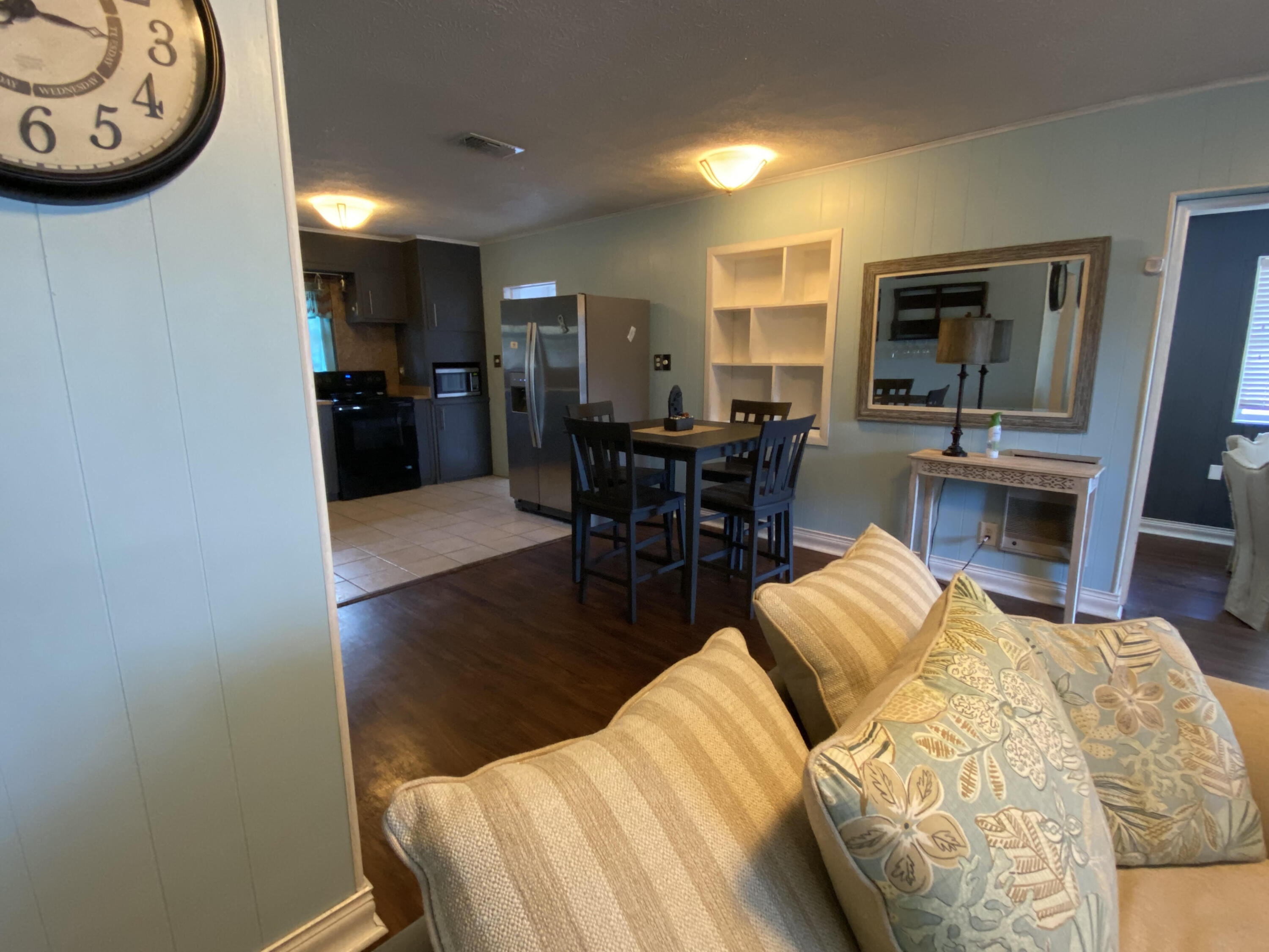EL CENTRO BEACH - Residential Lease