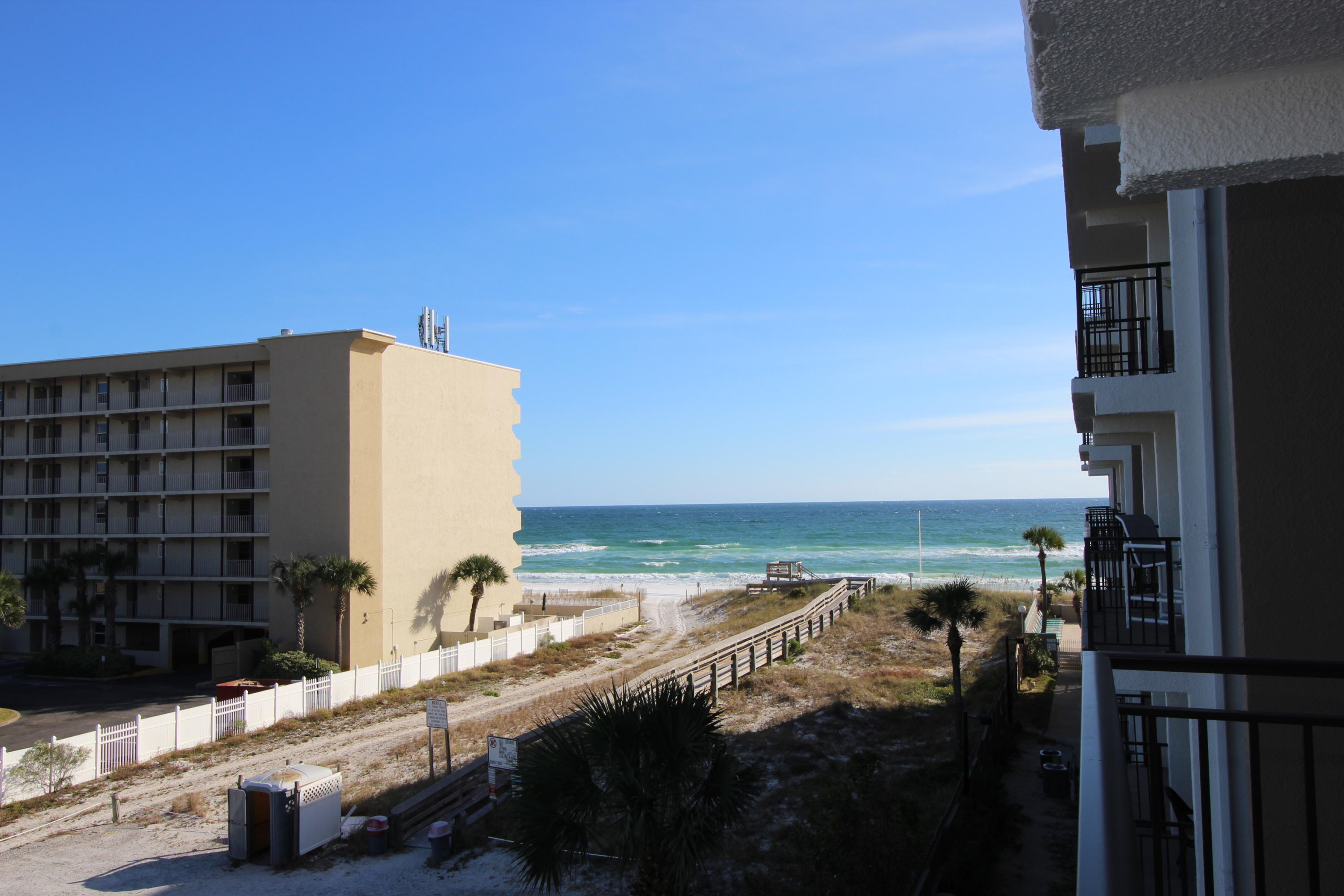 EMERALD ISLE - Residential