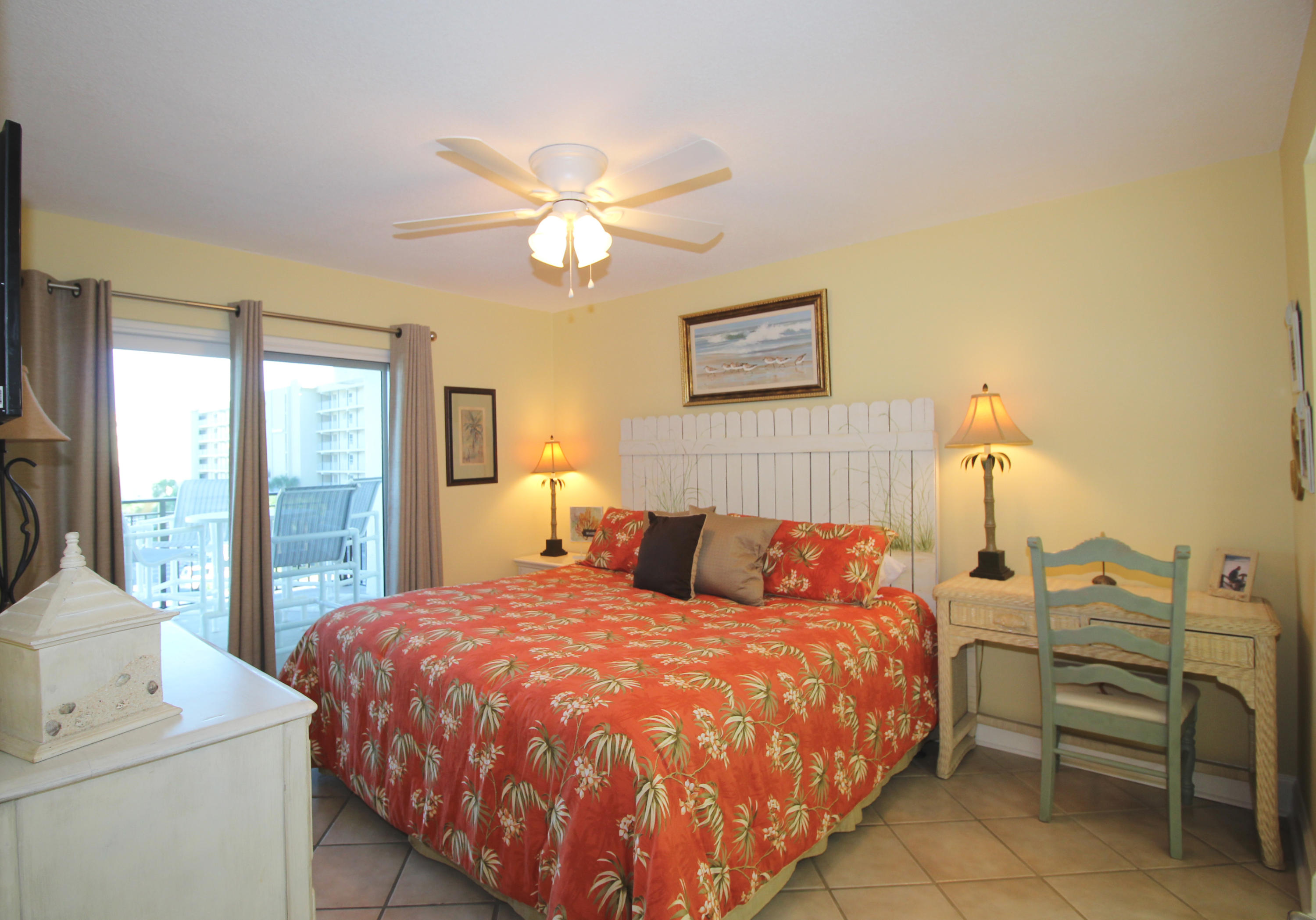 EMERALD ISLE - Residential