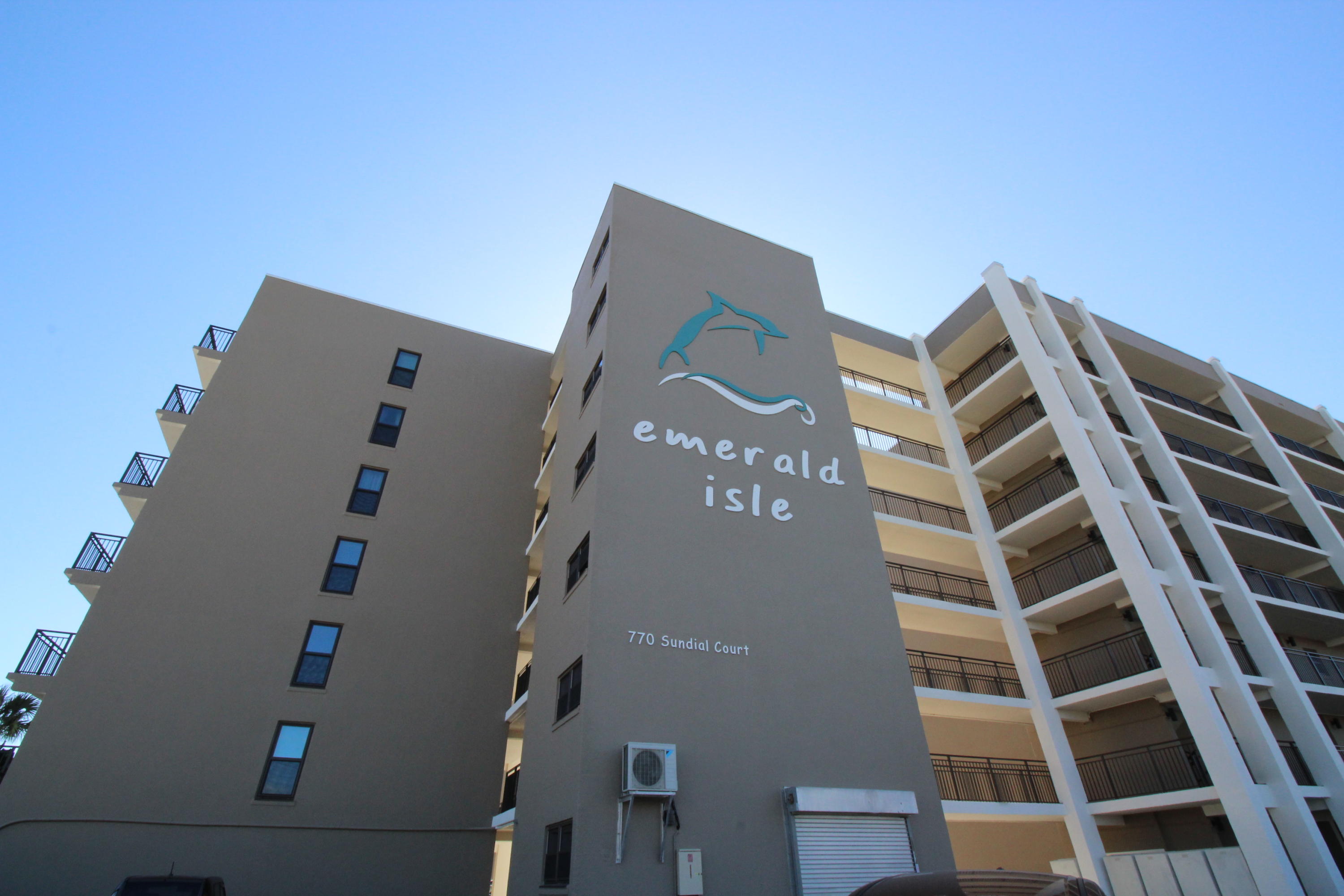 EMERALD ISLE - Residential