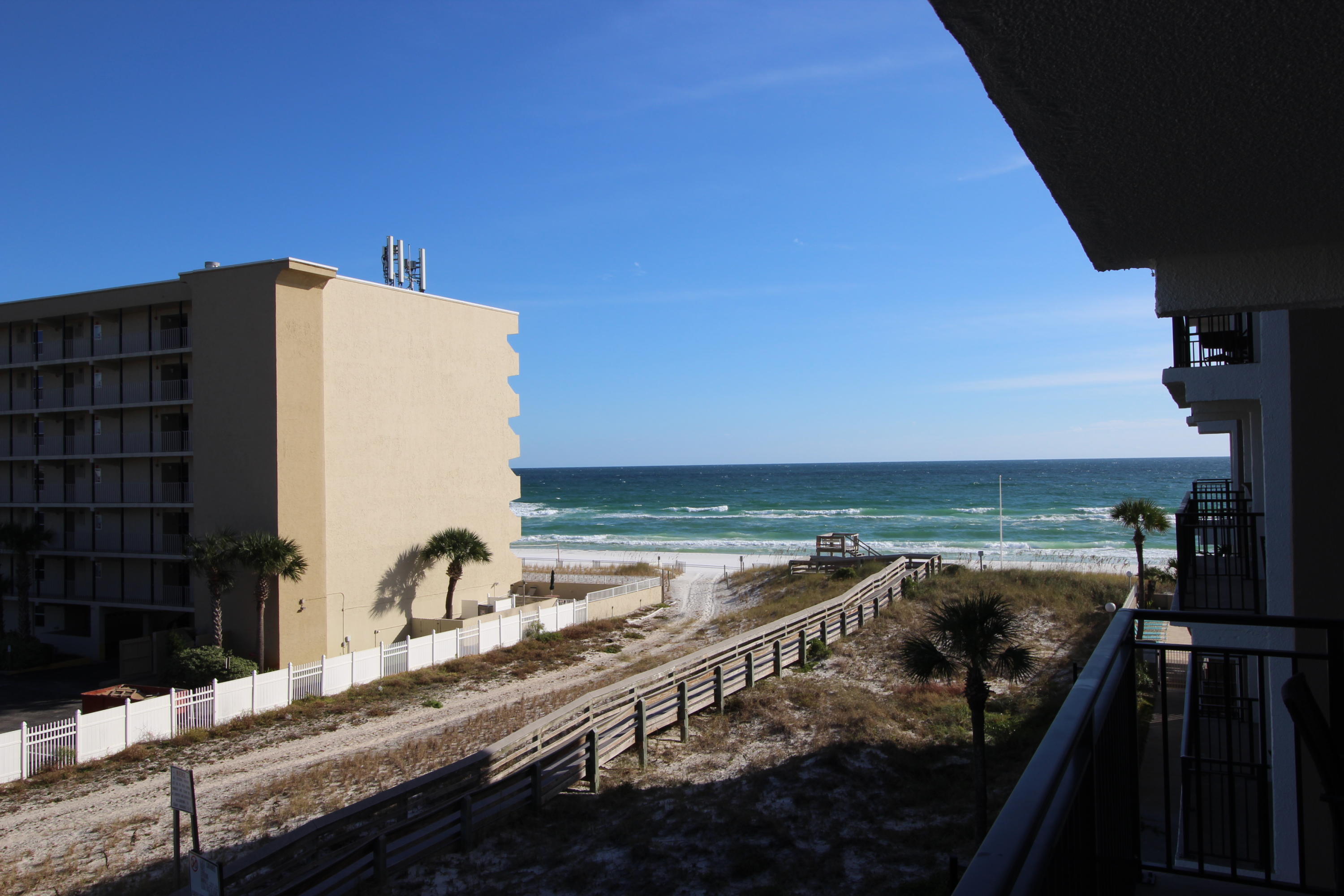 EMERALD ISLE - Residential