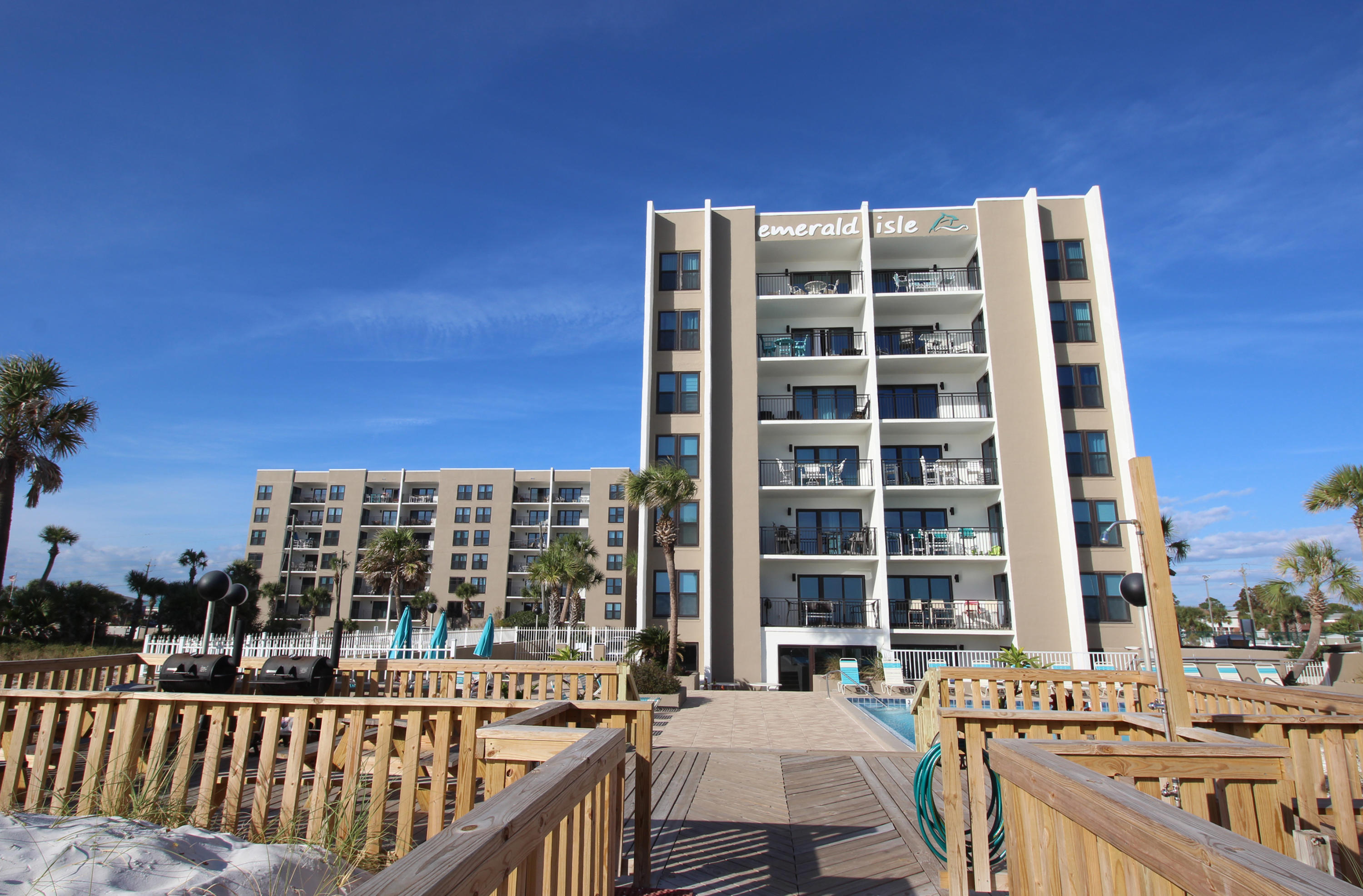 EMERALD ISLE - Residential