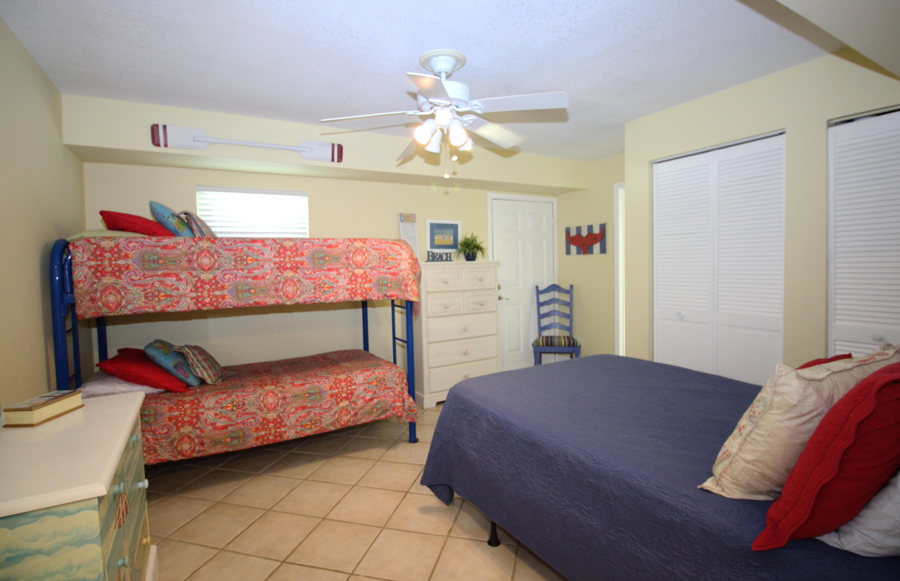 EMERALD ISLE - Residential