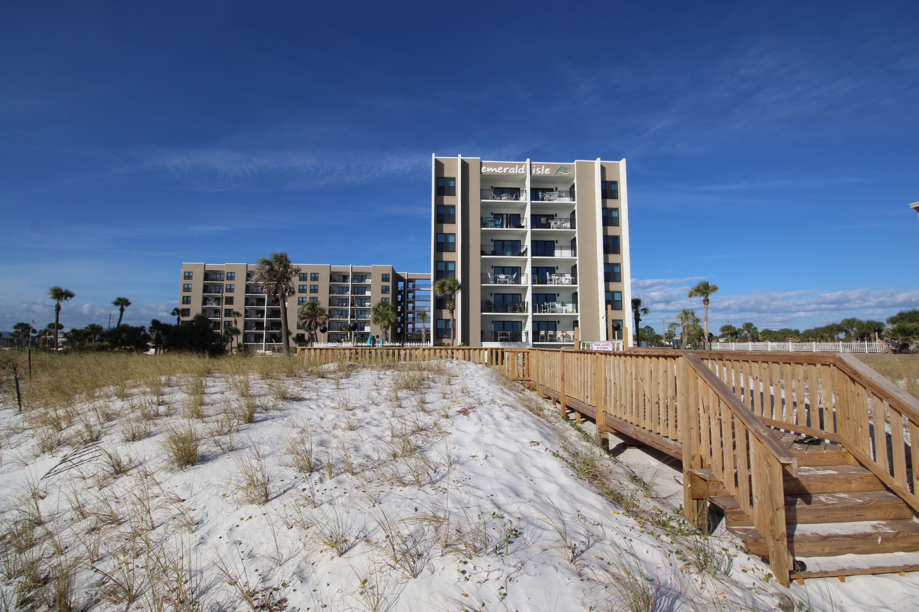 EMERALD ISLE - Residential