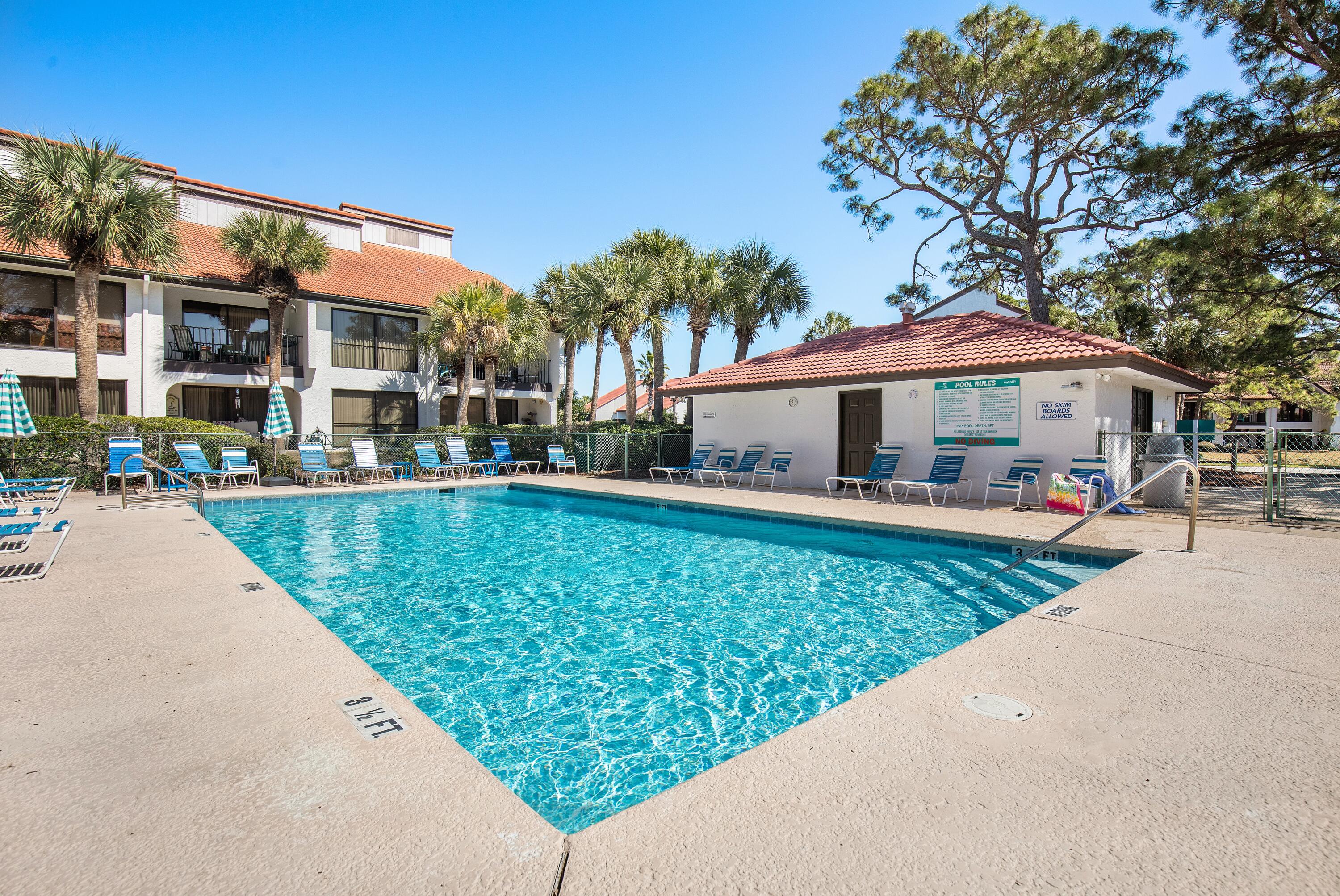 Edgewater Golf - Residential