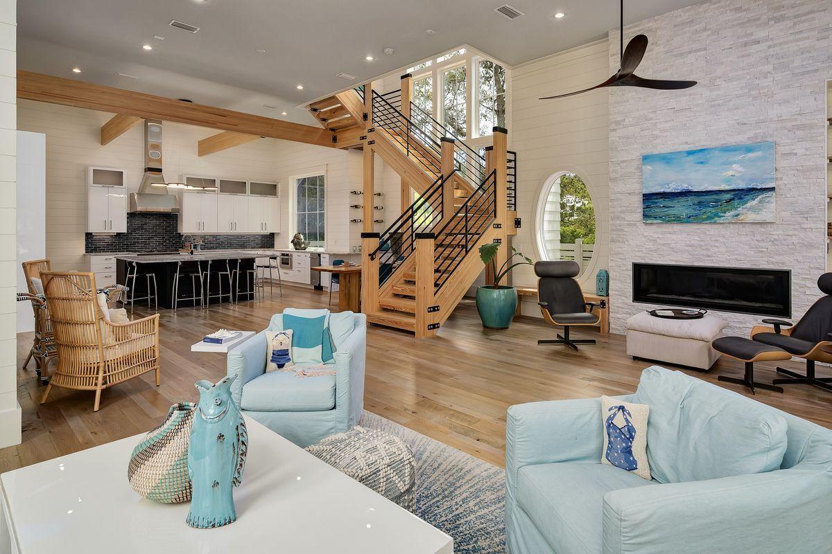 SEAGROVE SHORES 4TH ADD - Residential