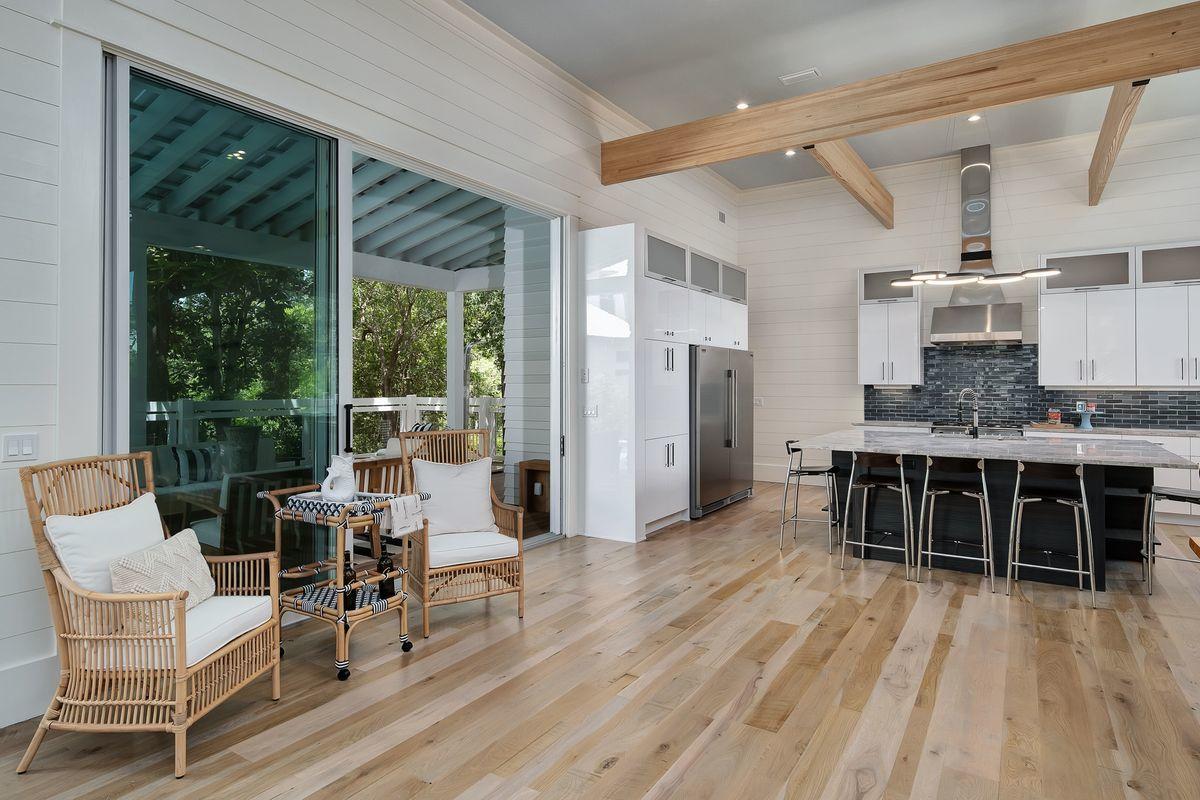 SEAGROVE SHORES 4TH ADD - Residential