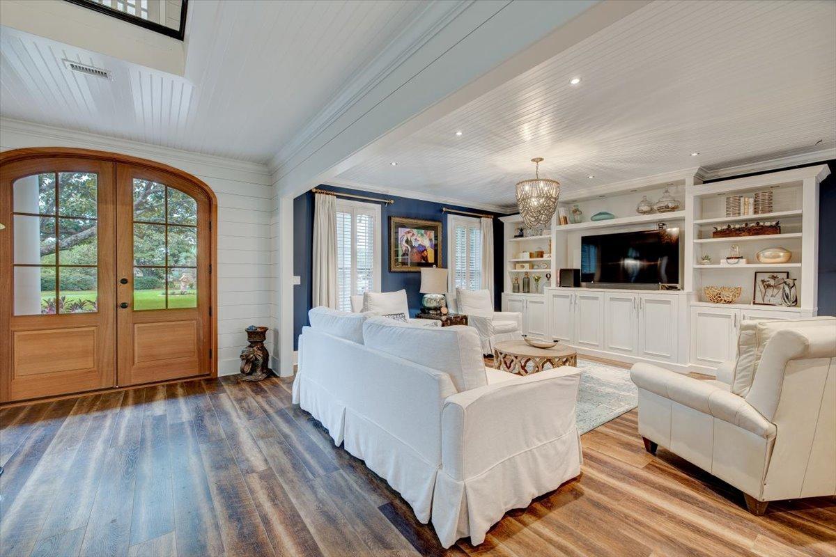 WYNNEHAVEN BEACH ESTATES - Residential