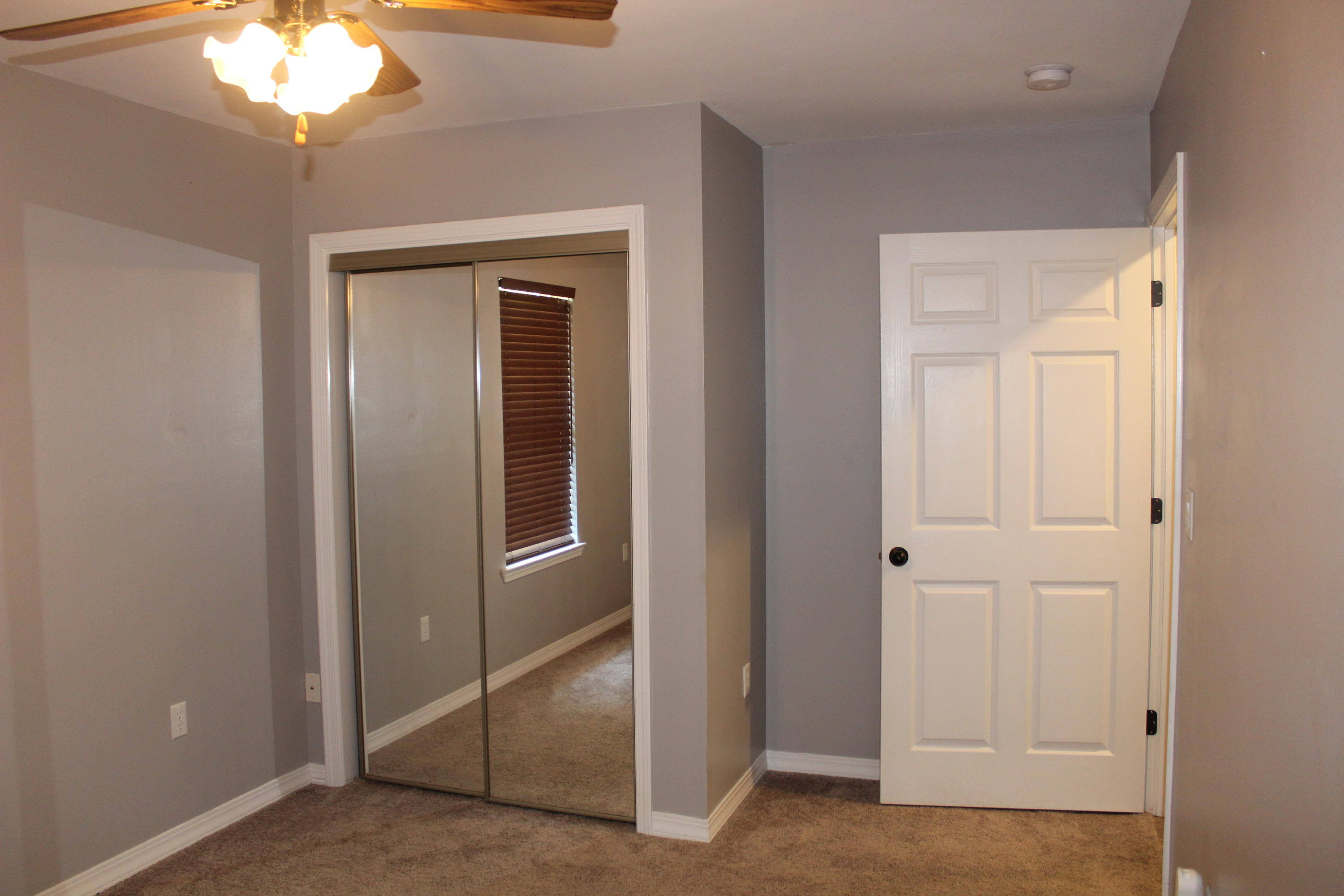 HUNTER WOODS - Residential Lease