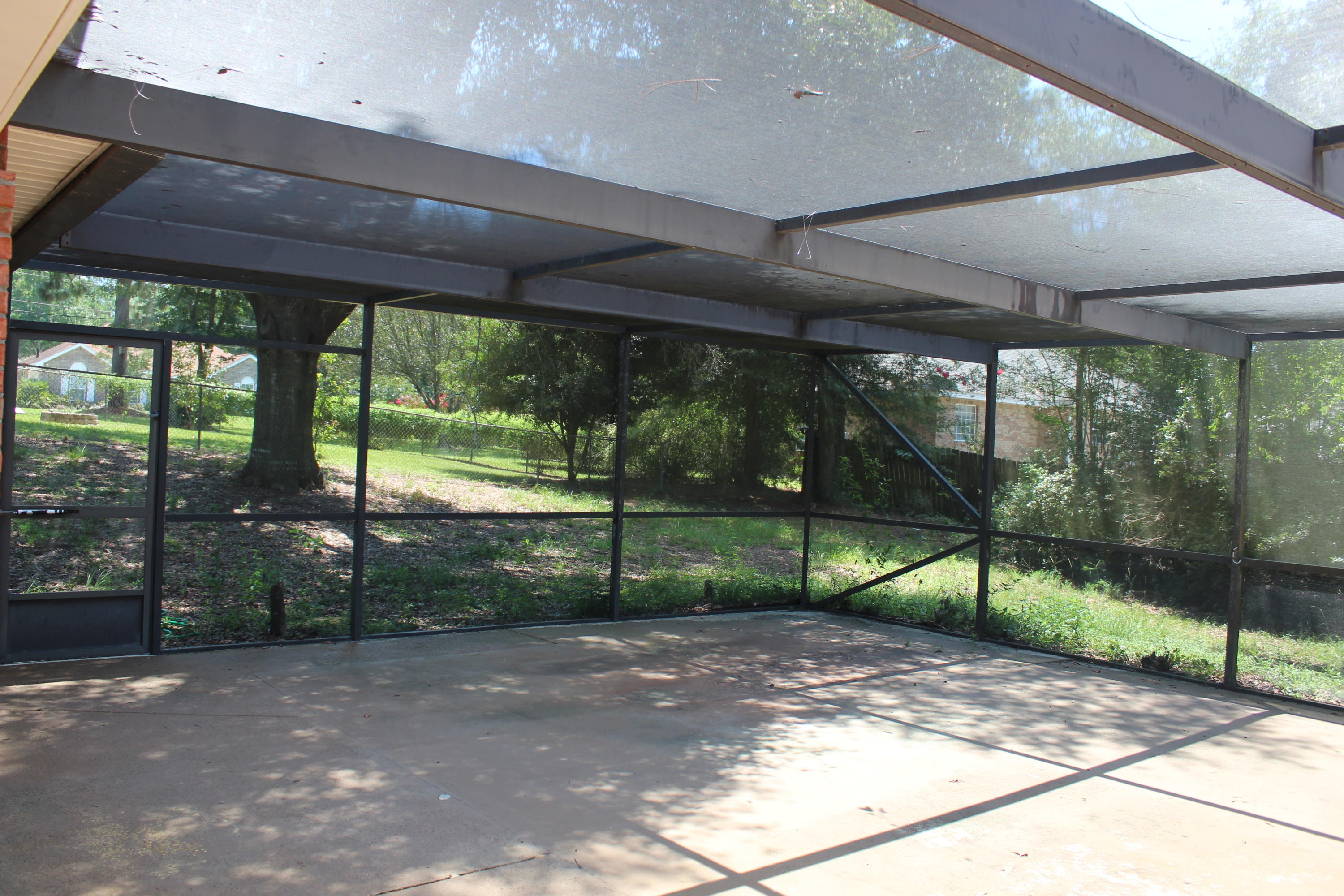 HUNTER WOODS - Residential Lease