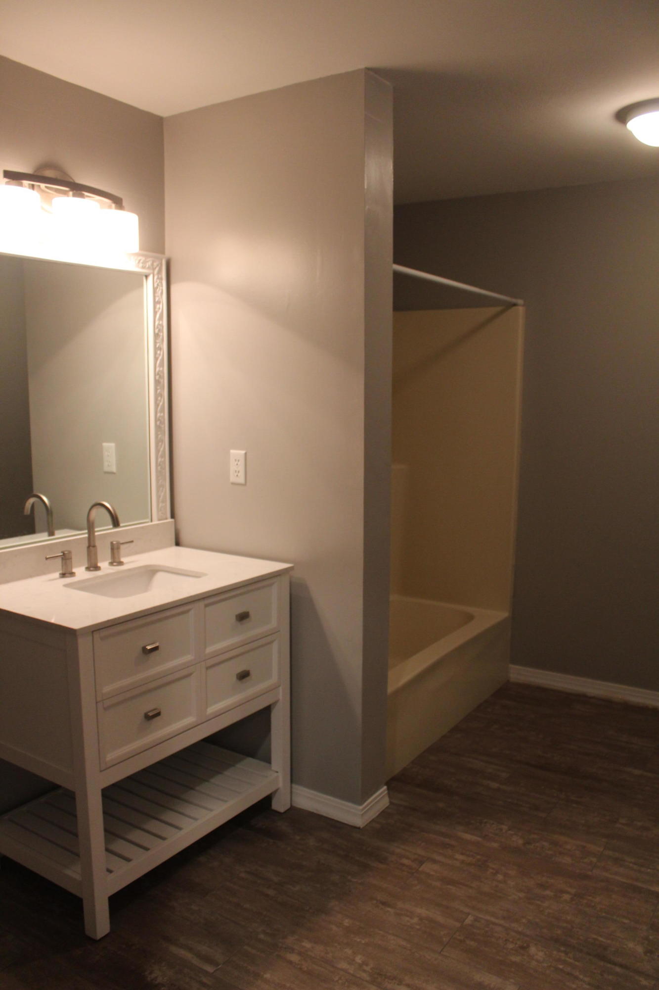 HUNTER WOODS - Residential Lease
