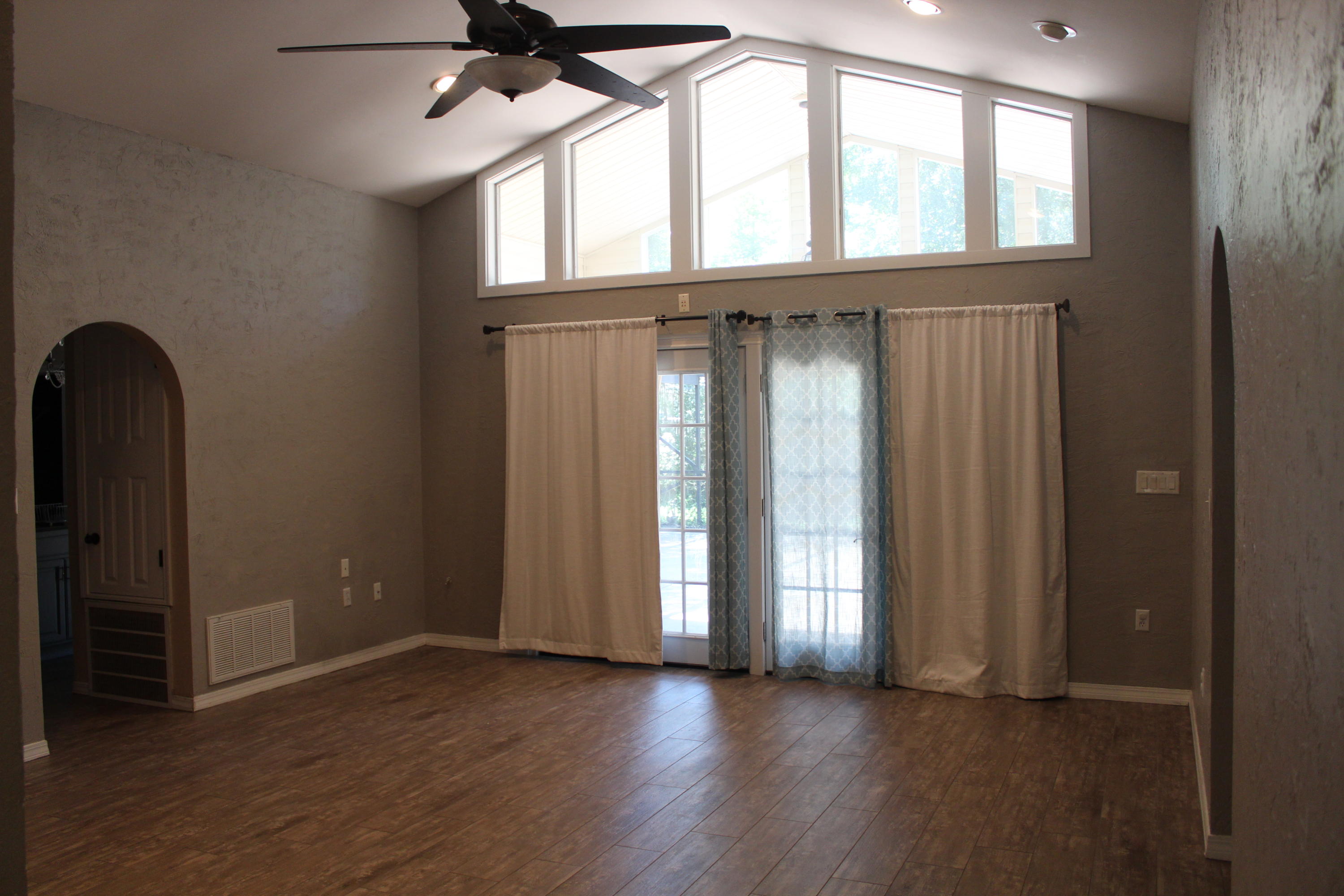 HUNTER WOODS - Residential Lease