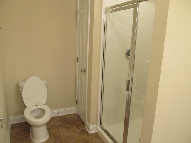RESERVE POINTE - Residential Lease