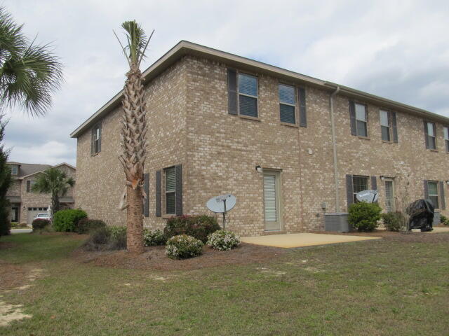 RESERVE POINTE - Residential Lease