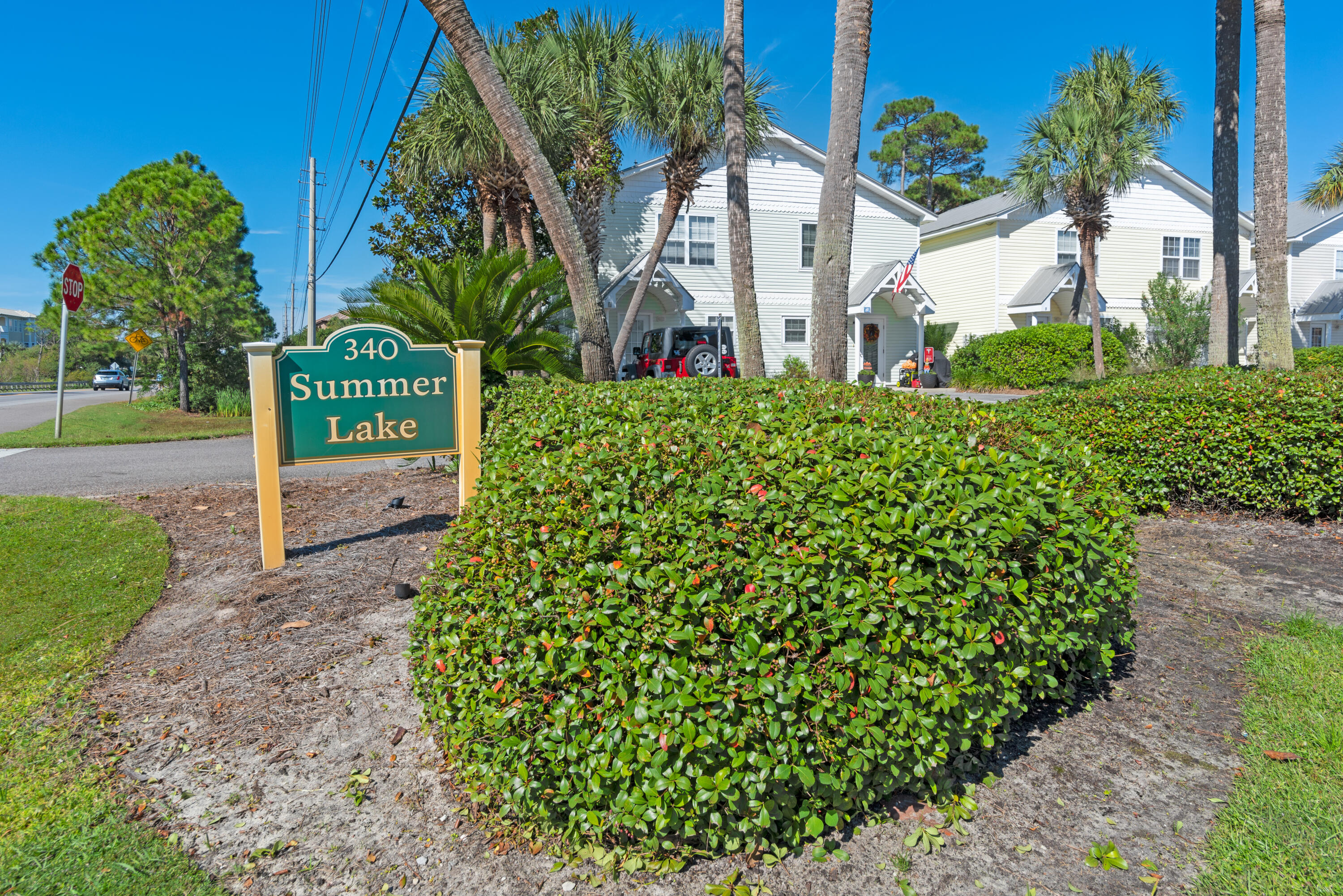 SUMMERLAKE T/H - Residential