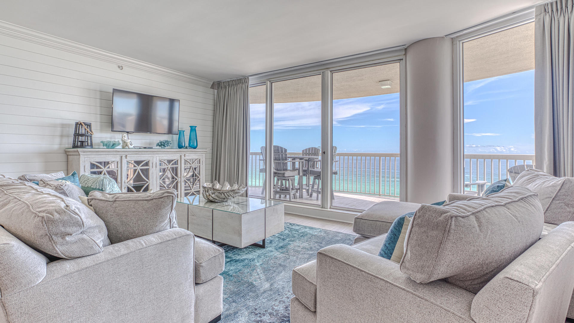 ST. MAARTEN AT SILVER SHELLS - Residential