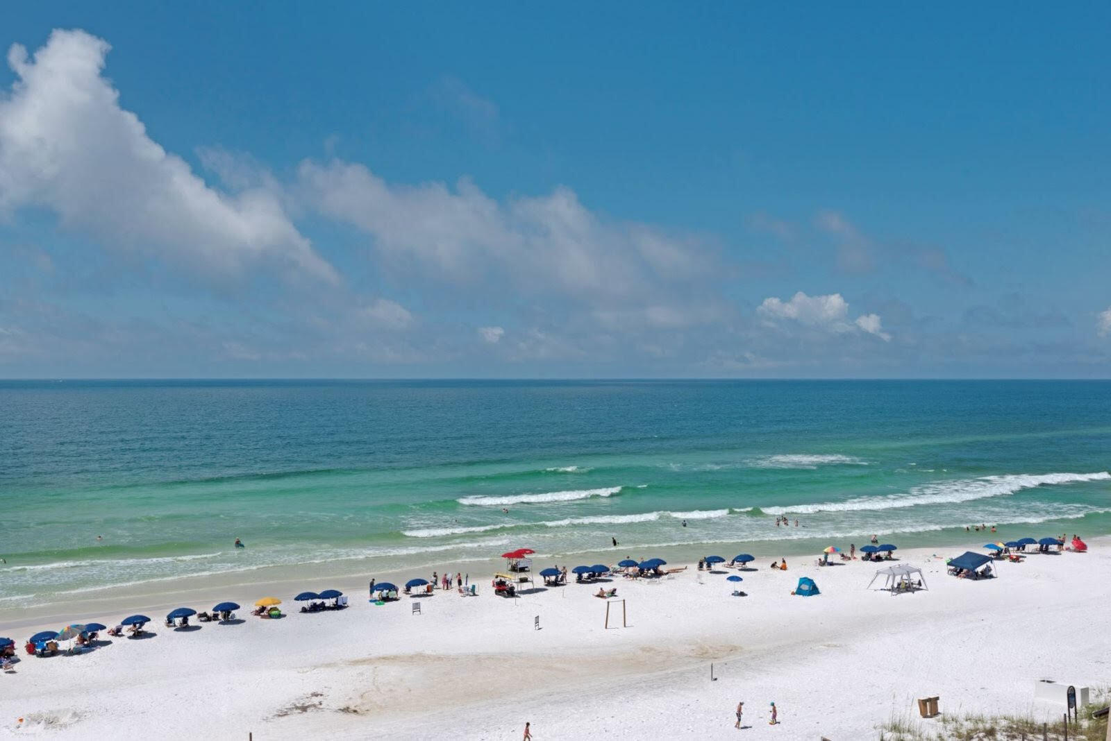 BEACH HOUSE CONDO PH 1 - Residential