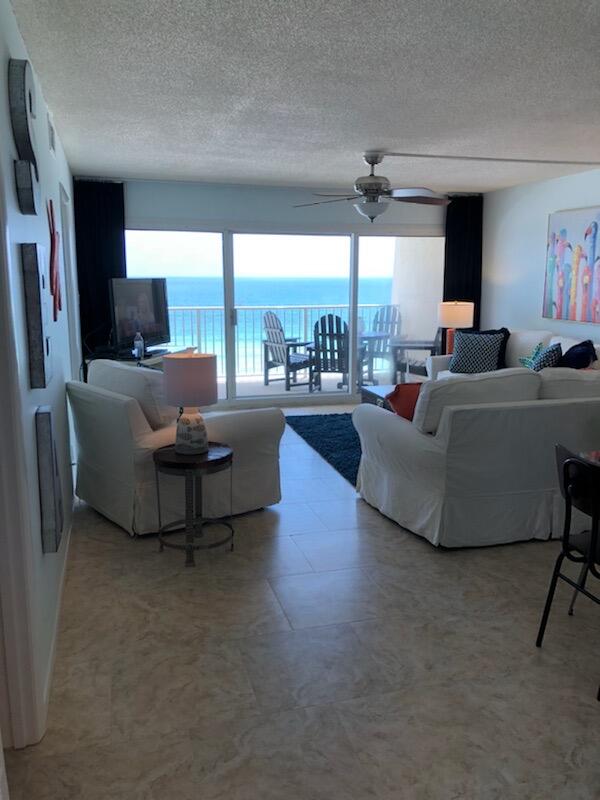 BEACH HOUSE CONDO PH 1 - Residential