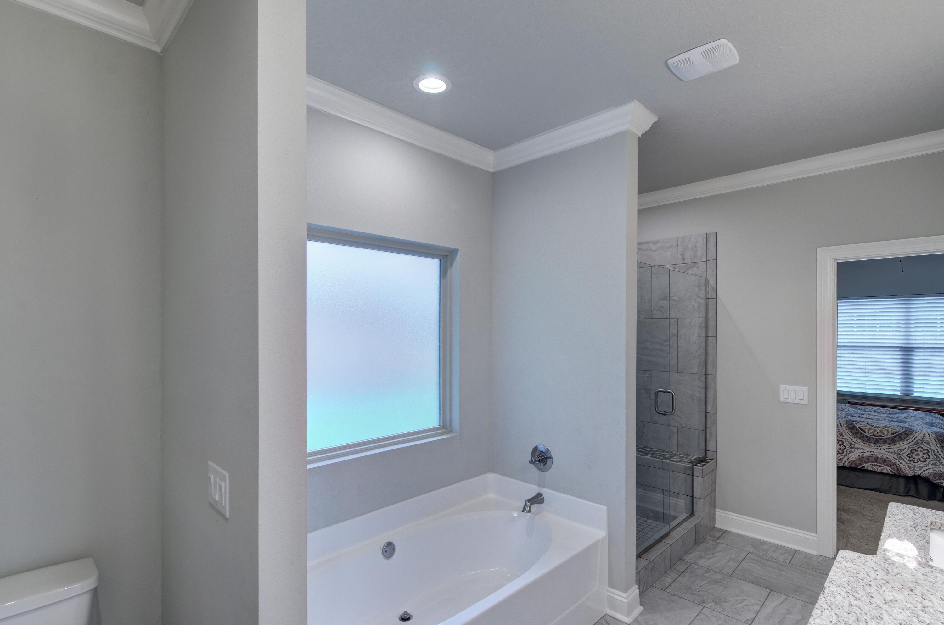NAVARRE S/D 2ND ADDN - Residential