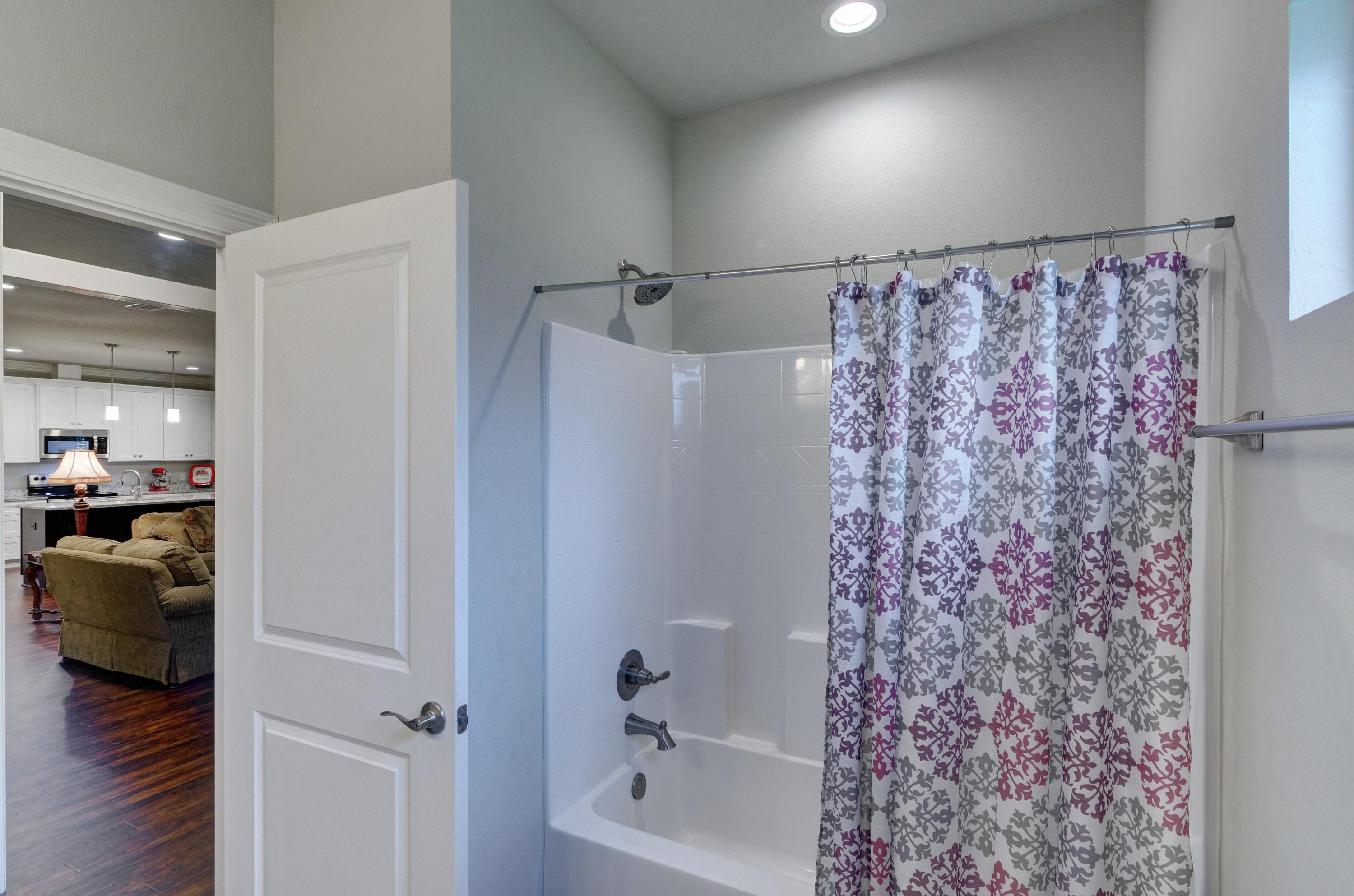 NAVARRE S/D 2ND ADDN - Residential