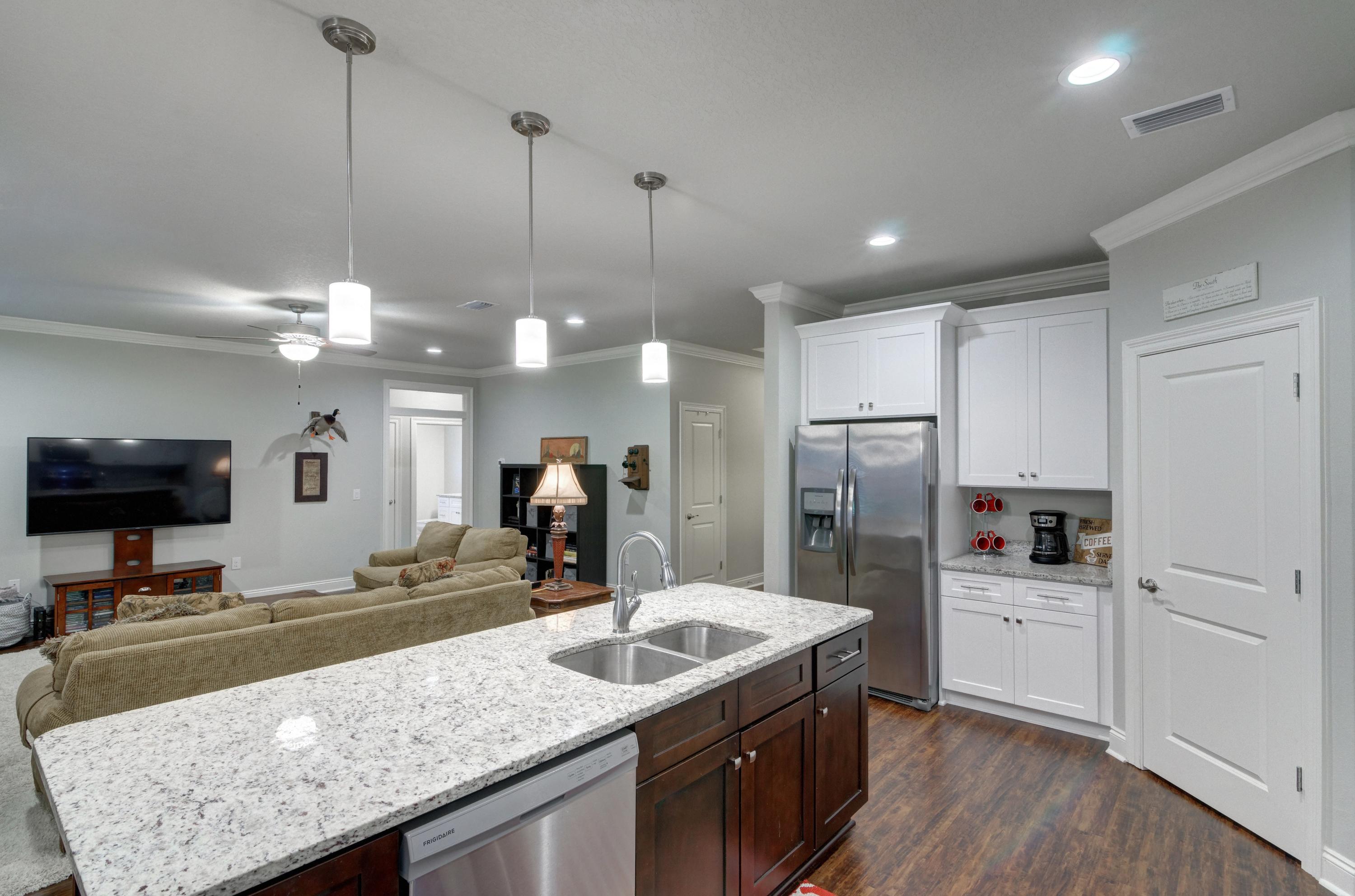 NAVARRE S/D 2ND ADDN - Residential