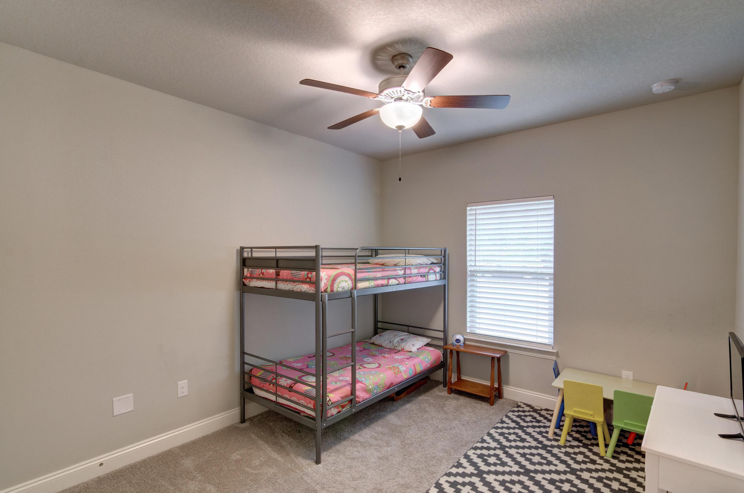 NAVARRE S/D 2ND ADDN - Residential