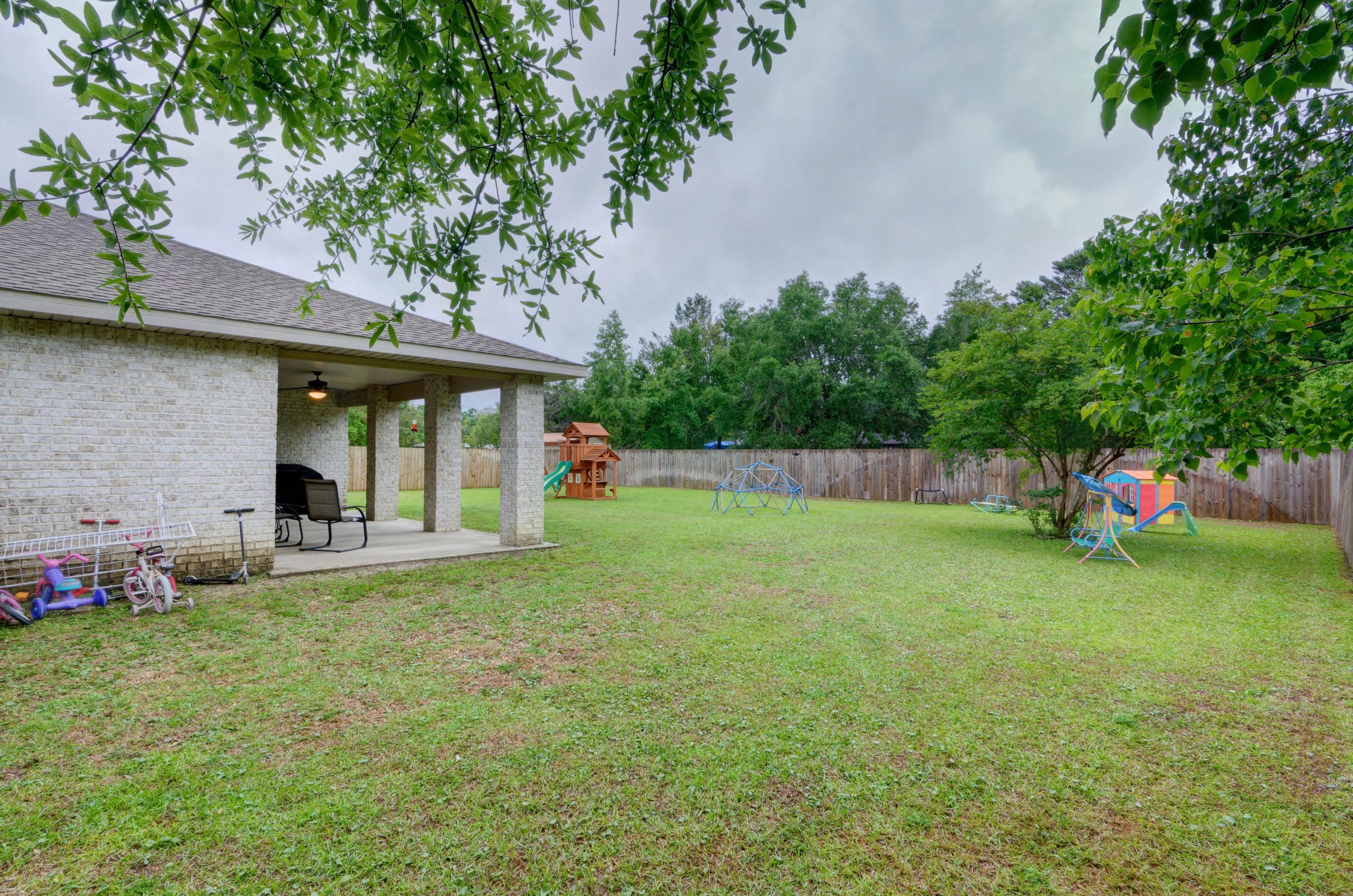 NAVARRE S/D 2ND ADDN - Residential