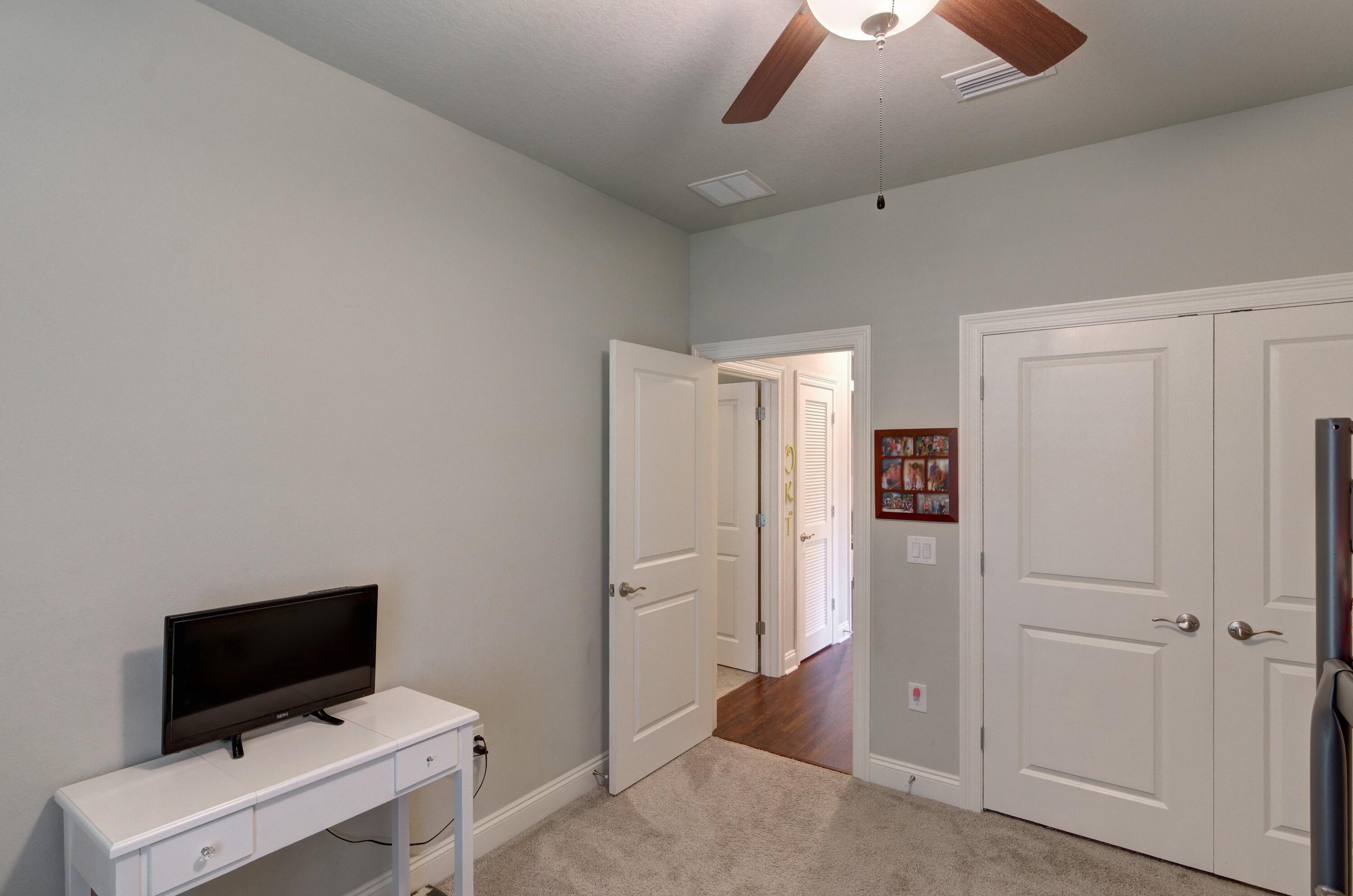 NAVARRE S/D 2ND ADDN - Residential