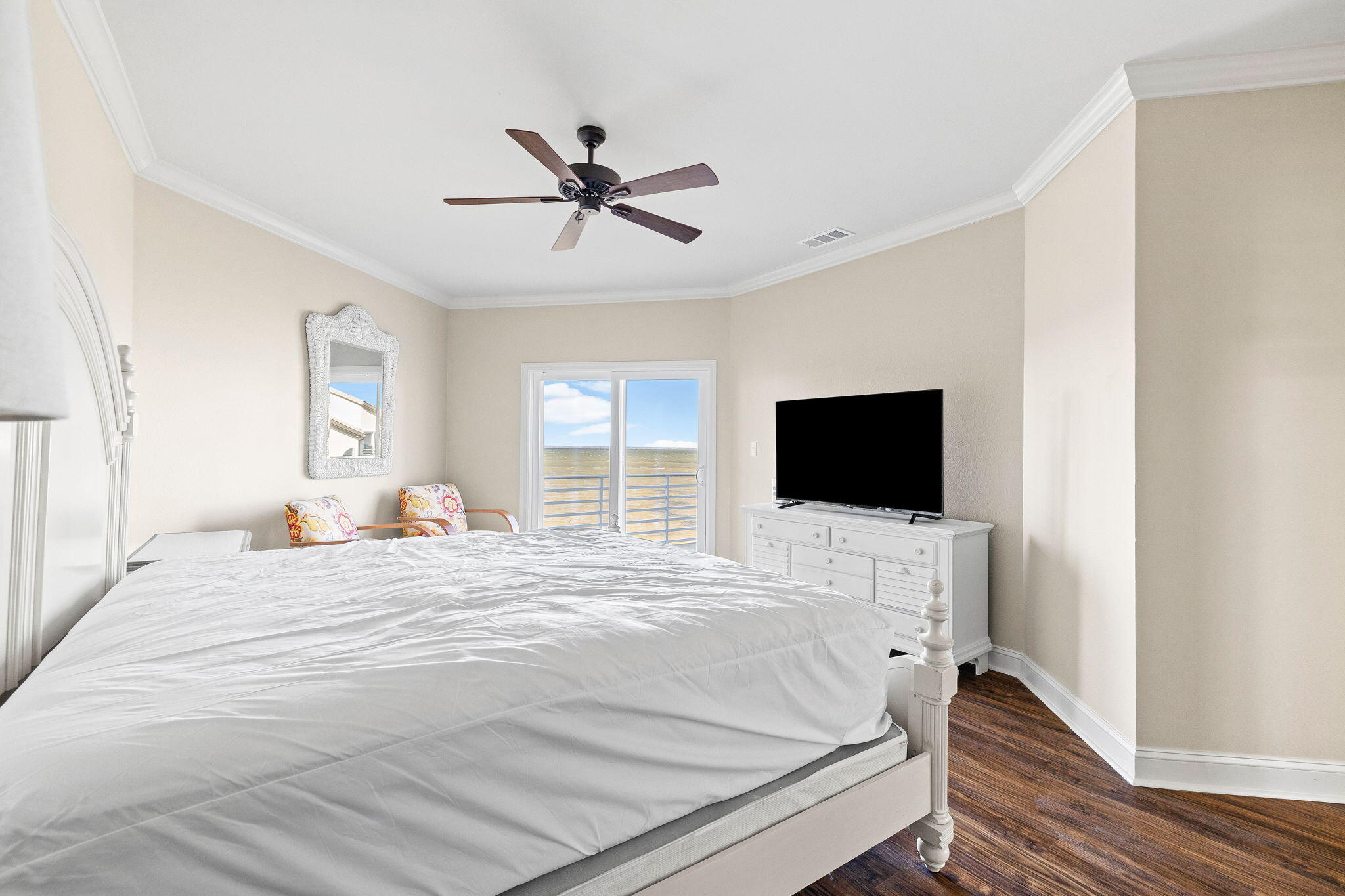 NORTHSHORE - Residential