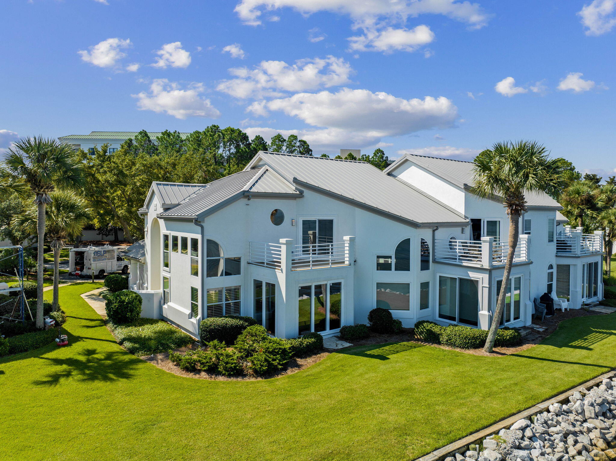 NORTHSHORE - Residential
