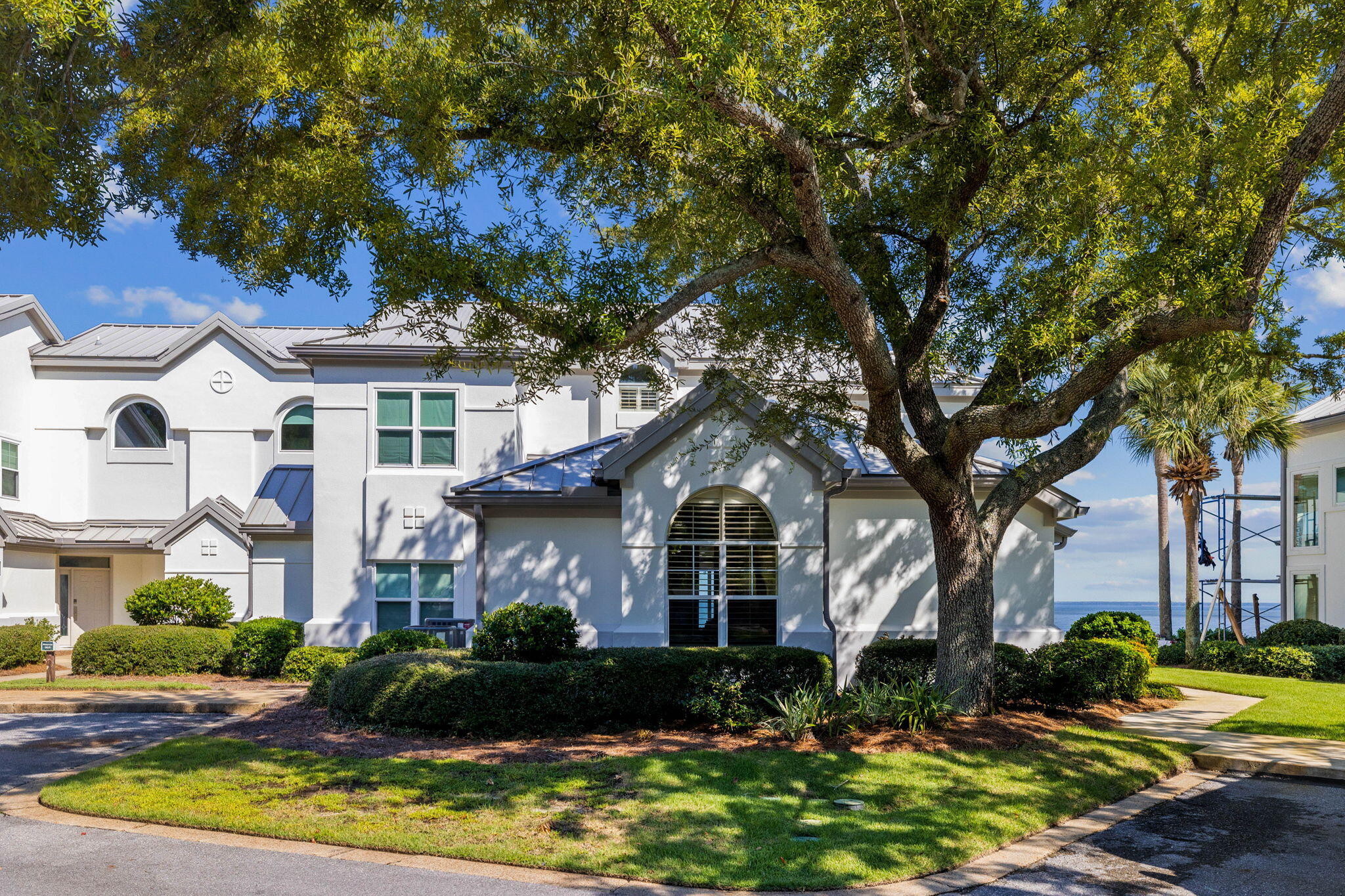 NORTHSHORE - Residential