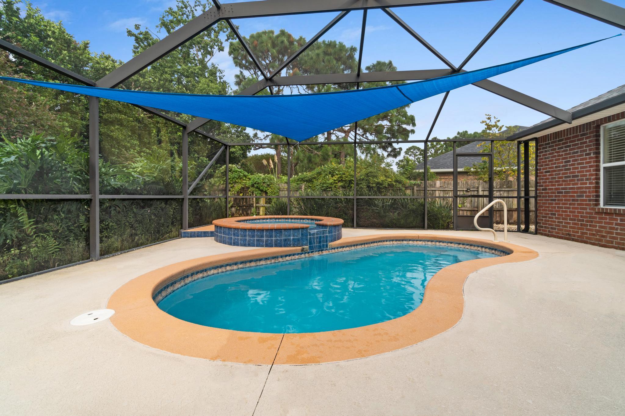 ASHBERRY WOODS - Residential
