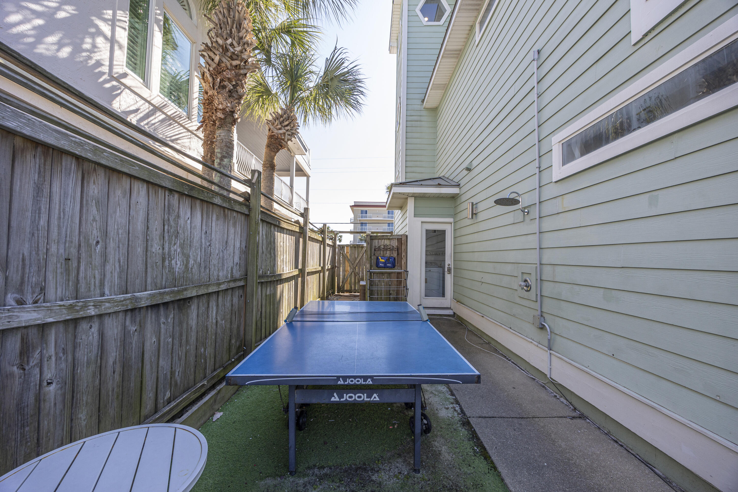 CRYSTAL BEACH - Residential