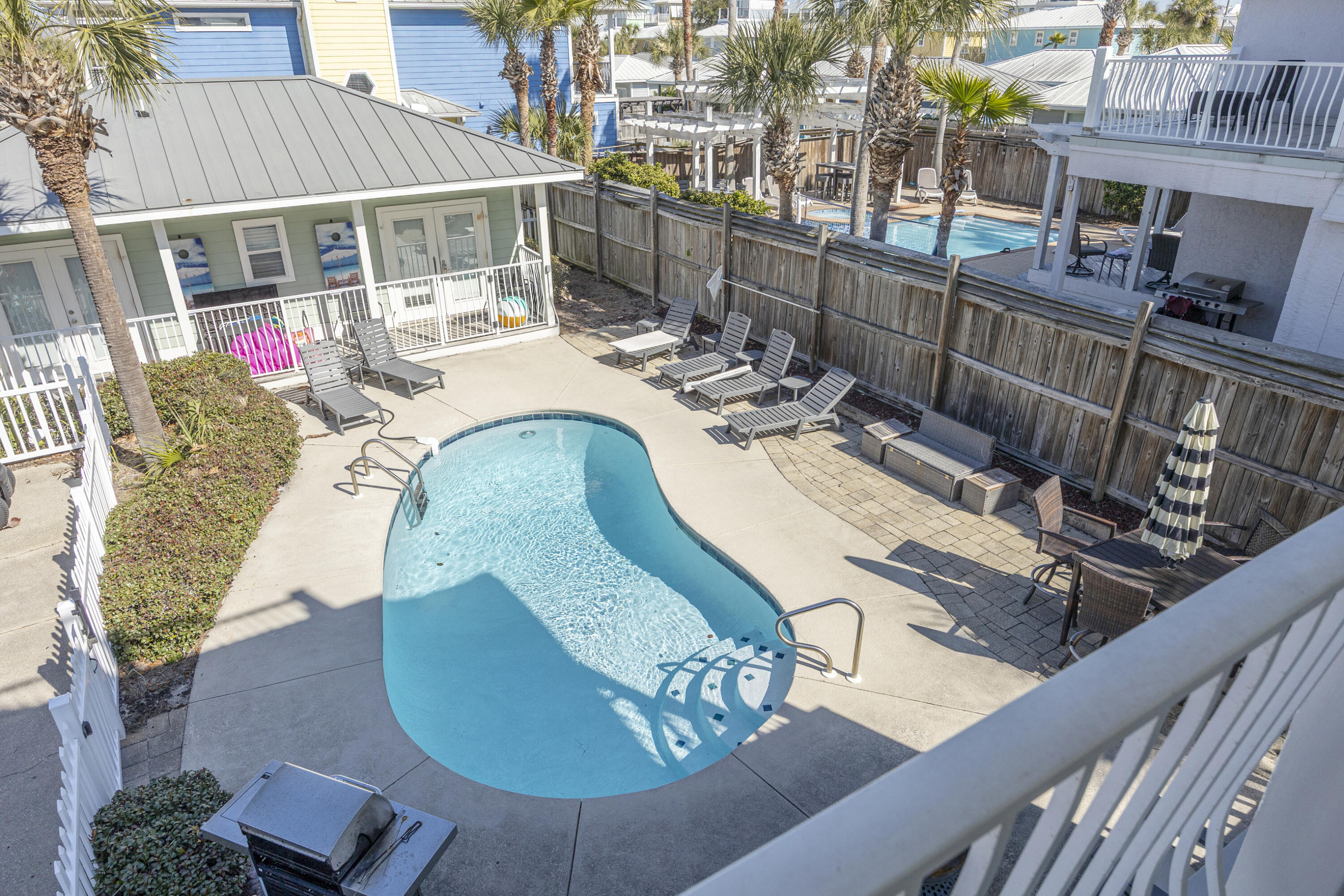 CRYSTAL BEACH - Residential