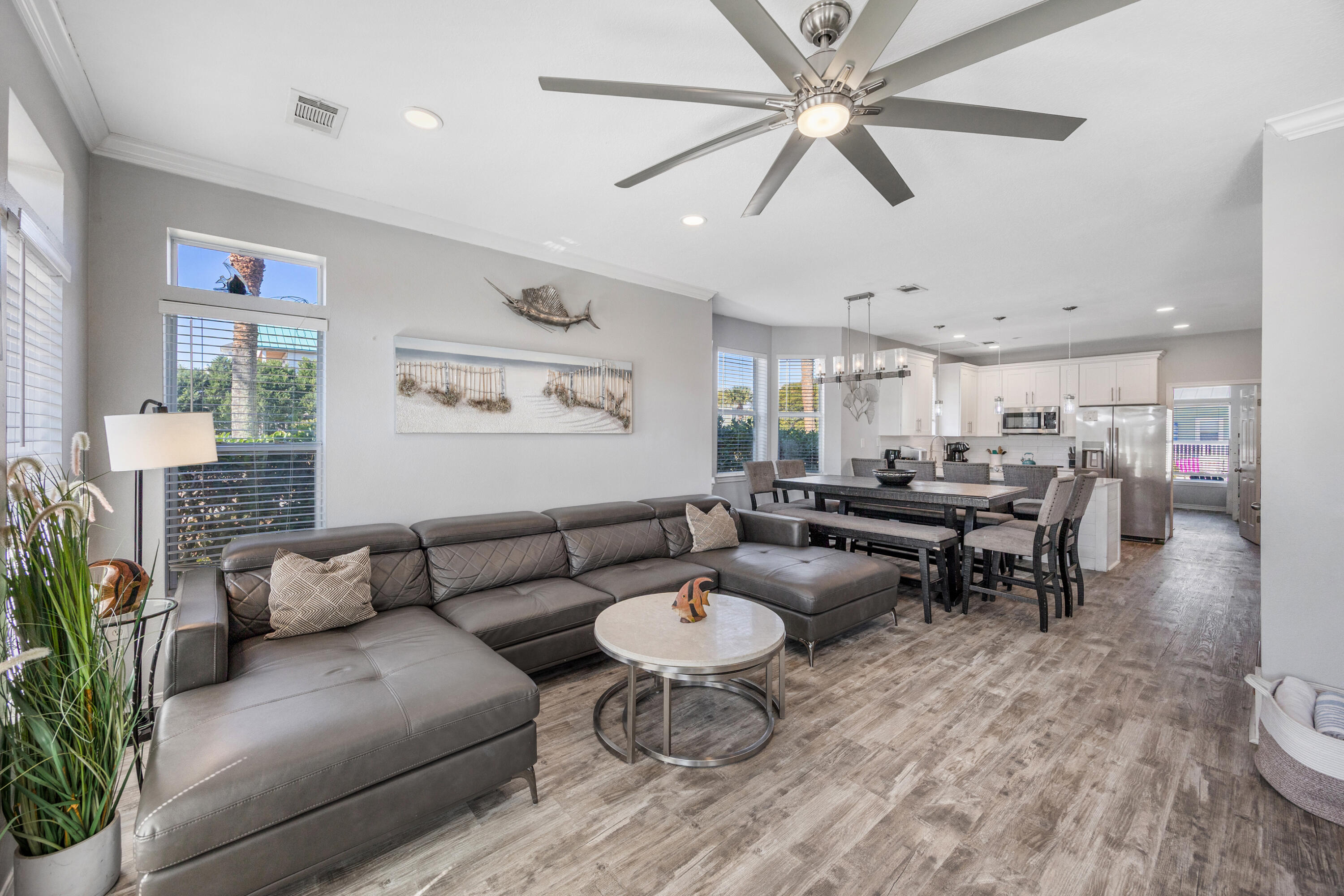 CRYSTAL BEACH - Residential