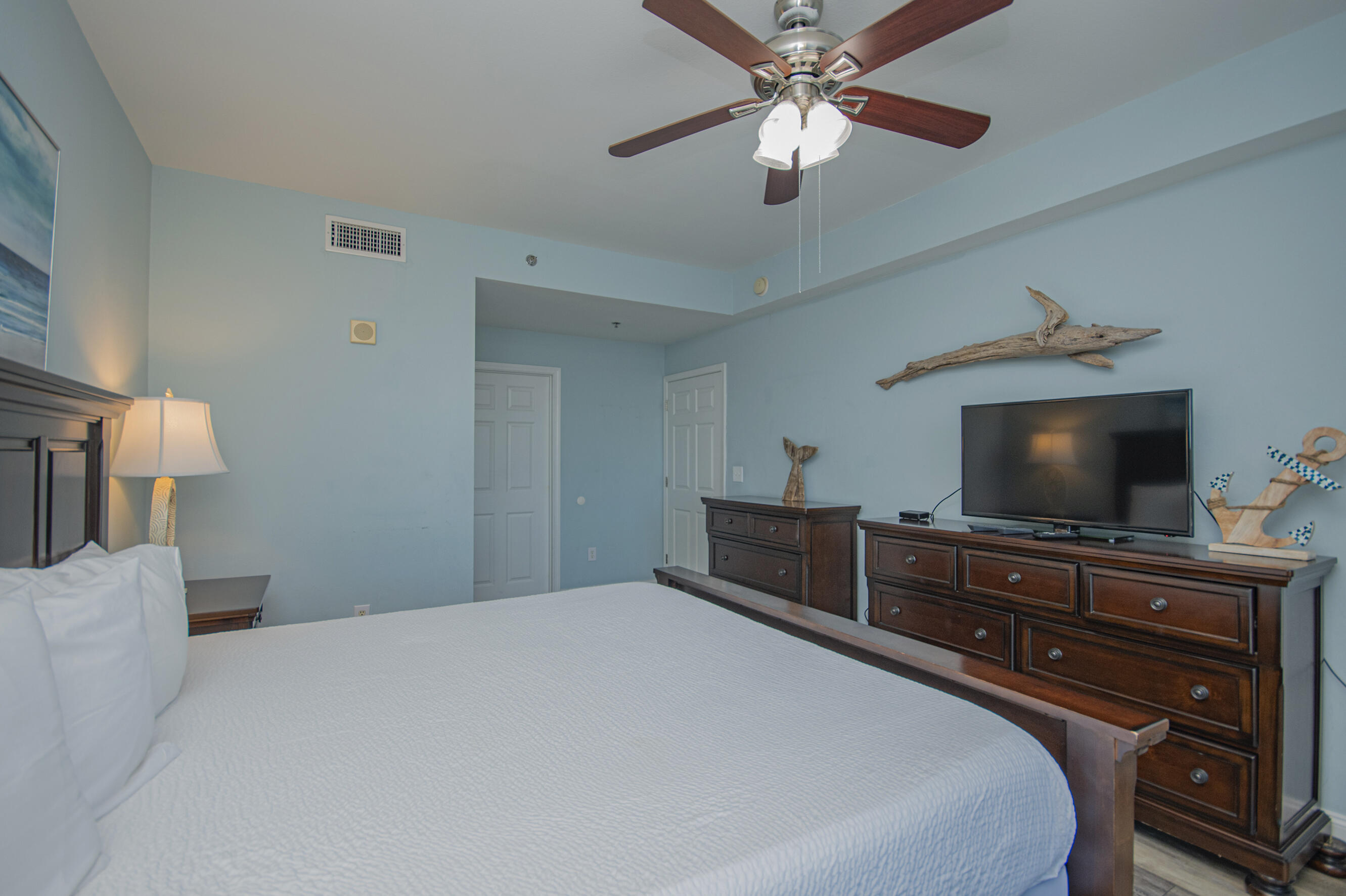 Laketown Wharf - Residential