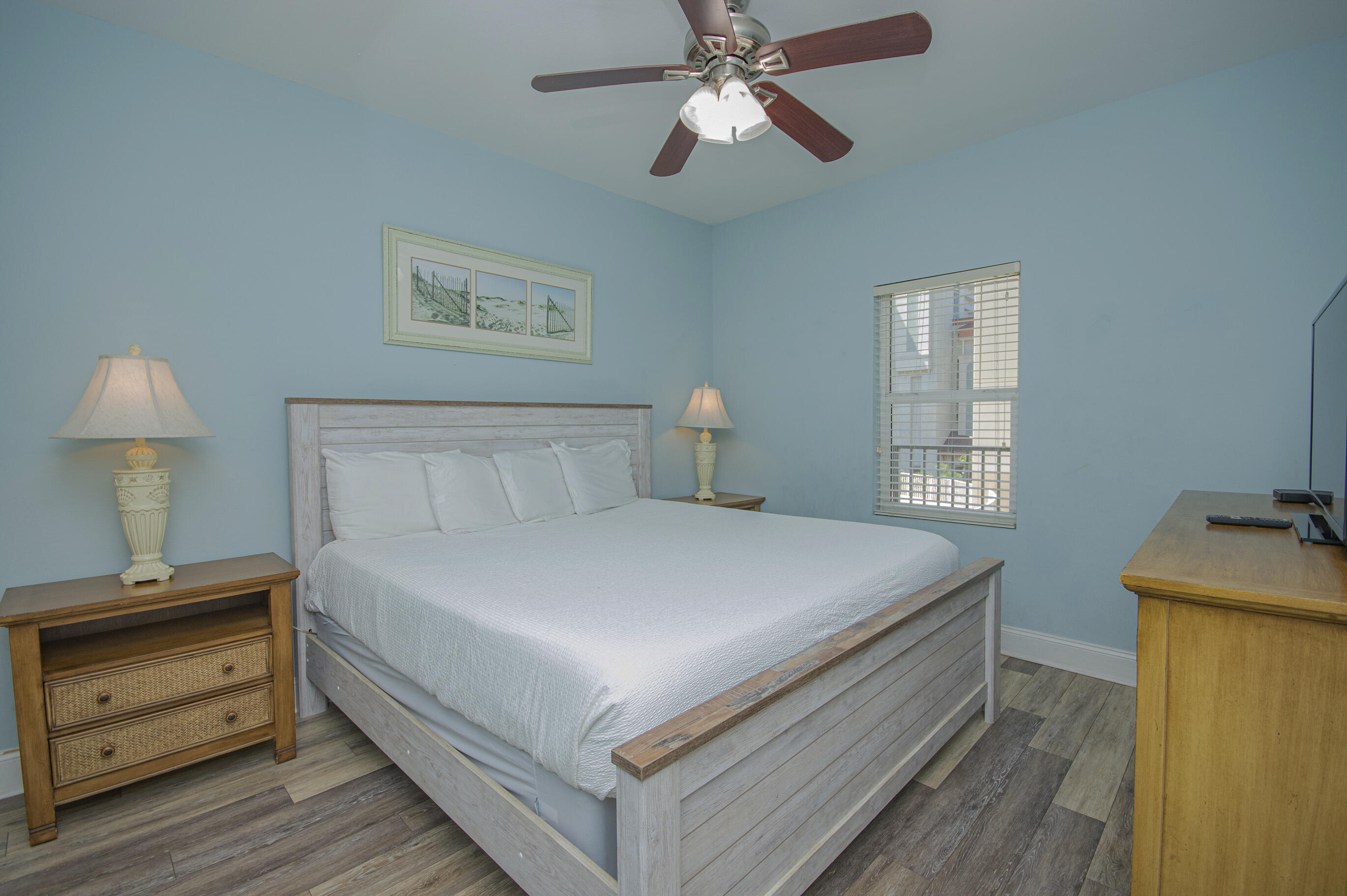 Laketown Wharf - Residential