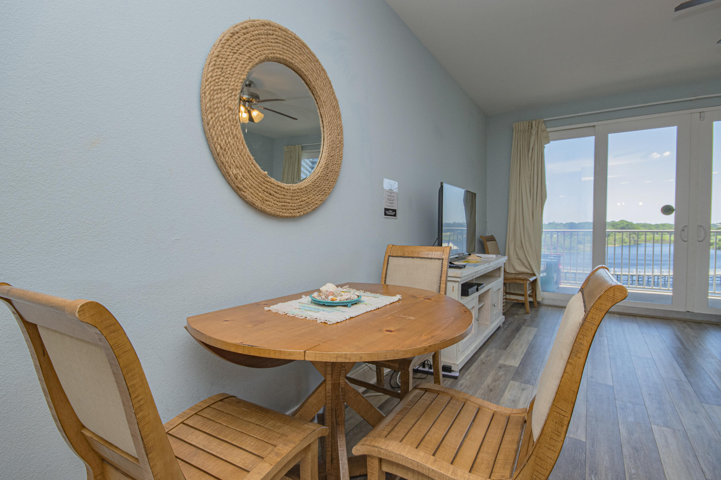 Laketown Wharf - Residential
