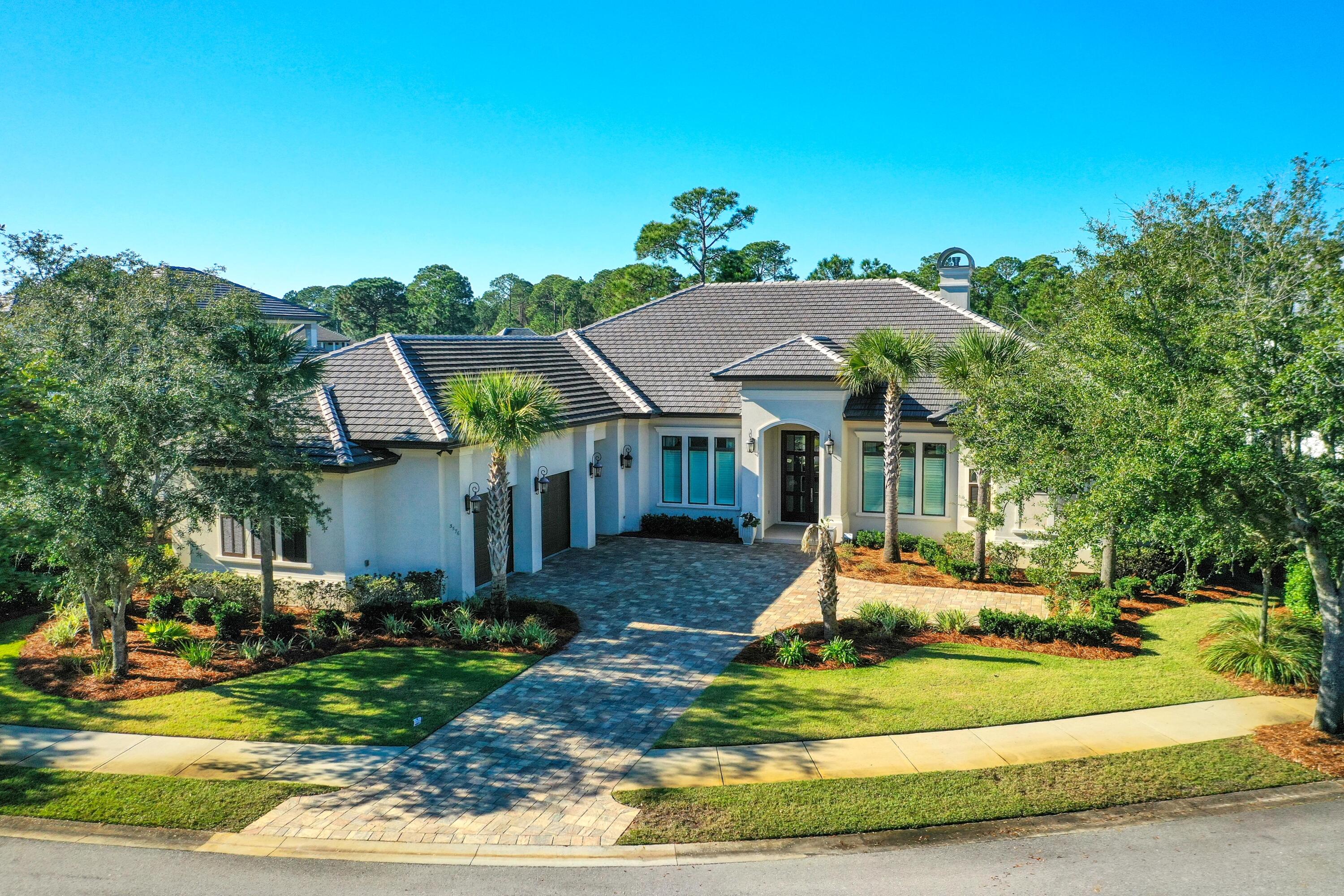 BURNT PINE - Residential