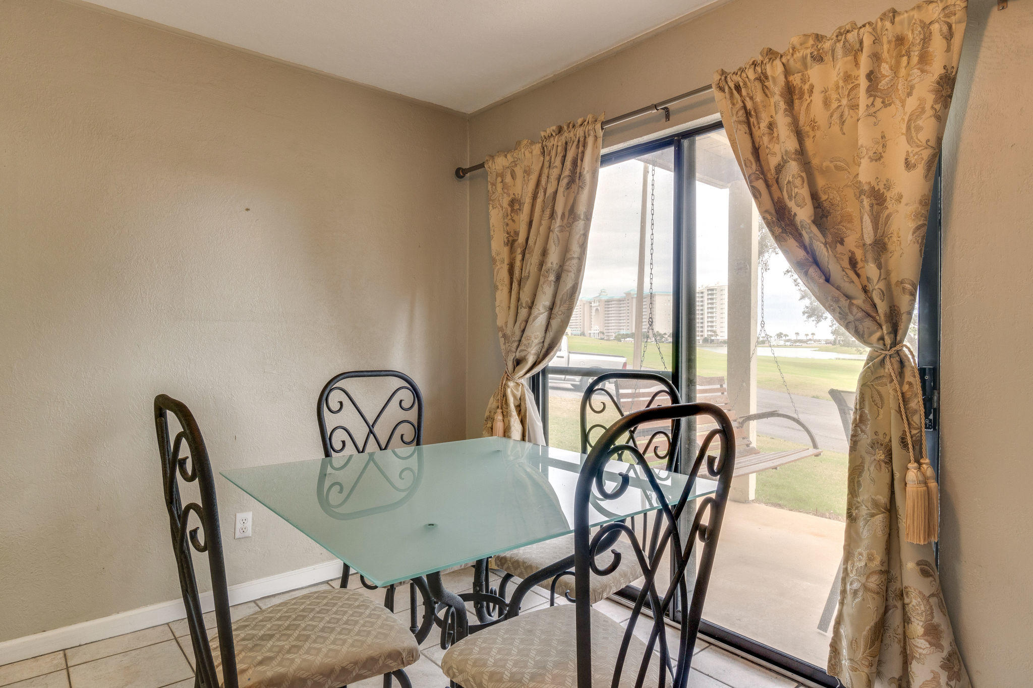 SEASCAPE CONDO GARDEN VILLA - Residential