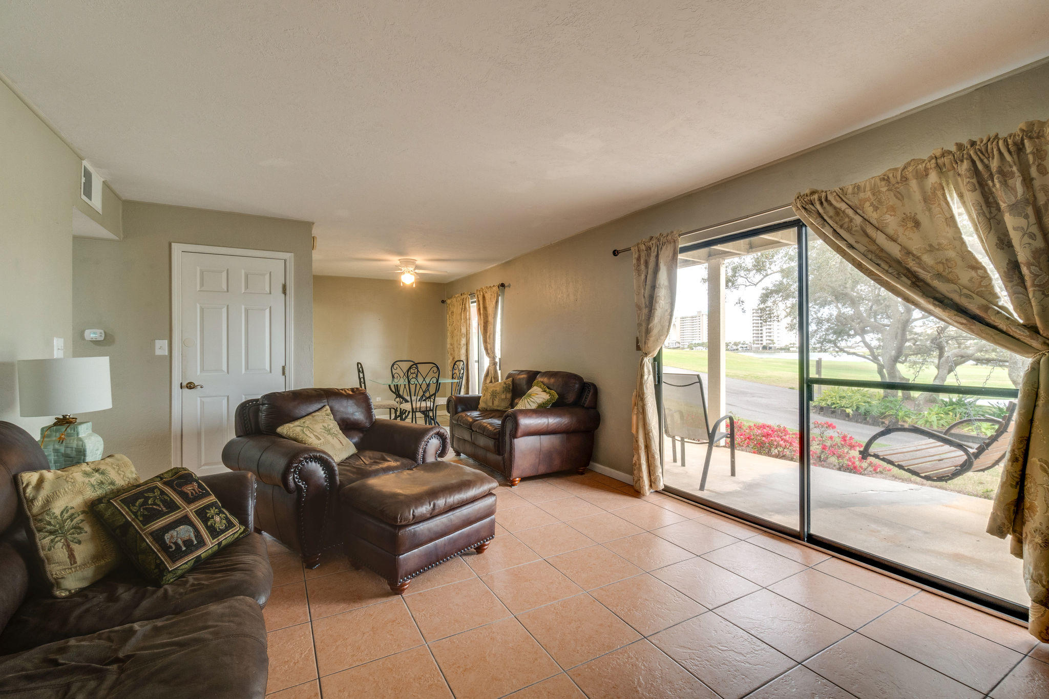 SEASCAPE CONDO GARDEN VILLA - Residential